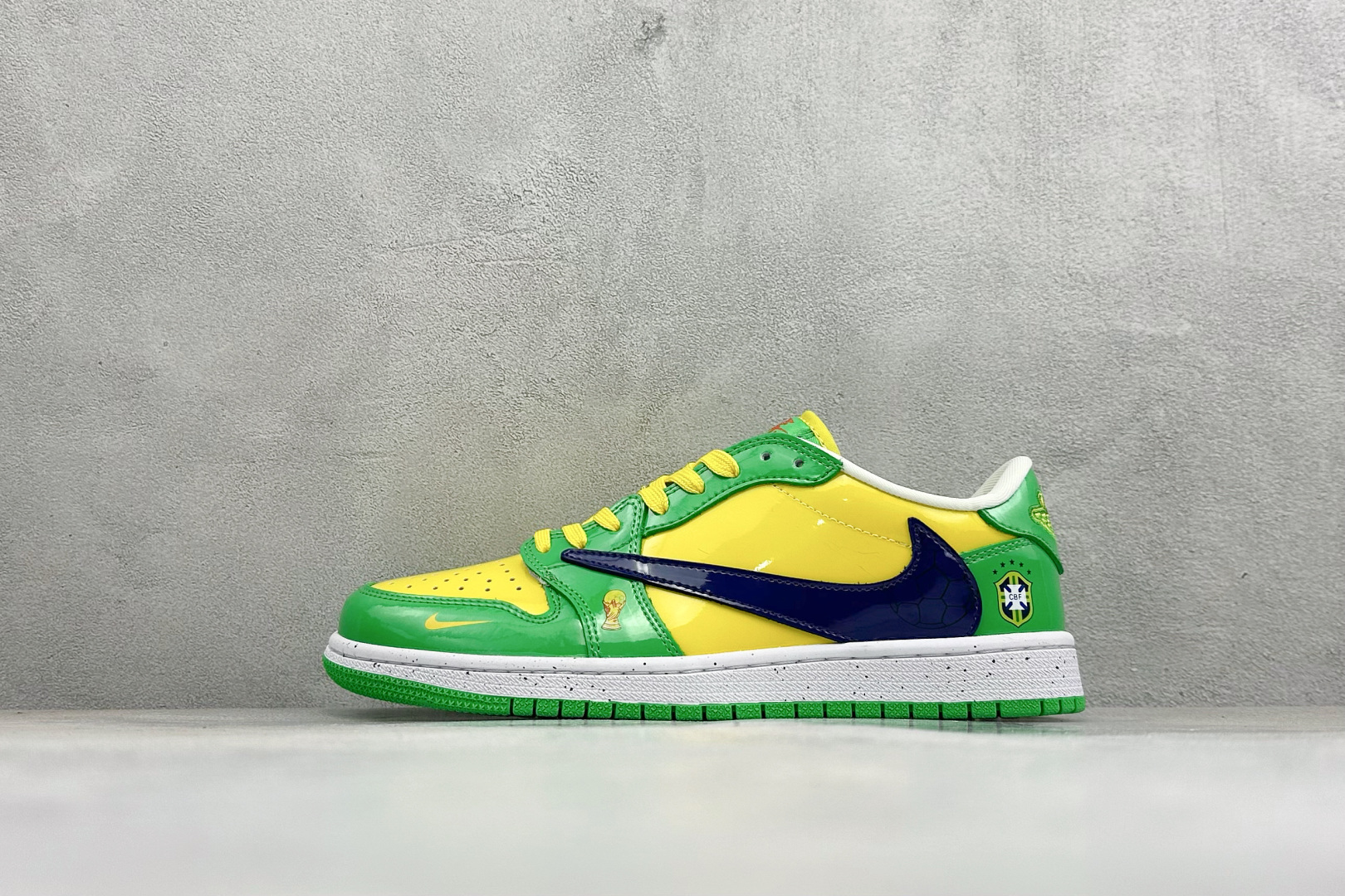 NO:930643,Local store private Travis Scott x Nike Air Jordan 1 Low World Cup Air Jordan 1 Low reverse green and yellow small hook barb pure original version official item number DD7866-118 Size36 36.5 37.5 38 38.5 39 40 40.5 41 42 42.5 43 44 44.5 45 Coding 38,19860909本地 放店私 Travis Scott x Nike Air Jordan 1 Low 世界杯 Air Jordan 1 Low 反转绿黄小勾倒钩 纯原版本 官方货号DD7866-118 Size36 36.5 37.5 38 38.5 39 40 40.5 41 42 42.5 43 44 44.5 45 编码38,,Men's shoes