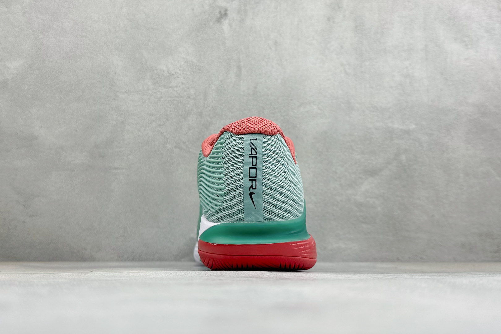 Nike Zoom Vapor 12 HC 舒适百搭 耐磨 低帮 网球鞋 货号：FV5554-004 尺码：36-47 