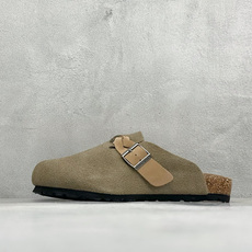 德国百年知名鞋履品牌·博肯 Birkenstock 半拖 采用质地柔软牛皮绒面革植入 羊羔毛鞋垫和里衬材质 中底搭载缓震 德国百年知名鞋履品牌·博肯 Birkenstock 半拖 采用质地柔软牛皮绒面革植入 羊羔毛鞋垫和里衬材质 中底搭载缓震