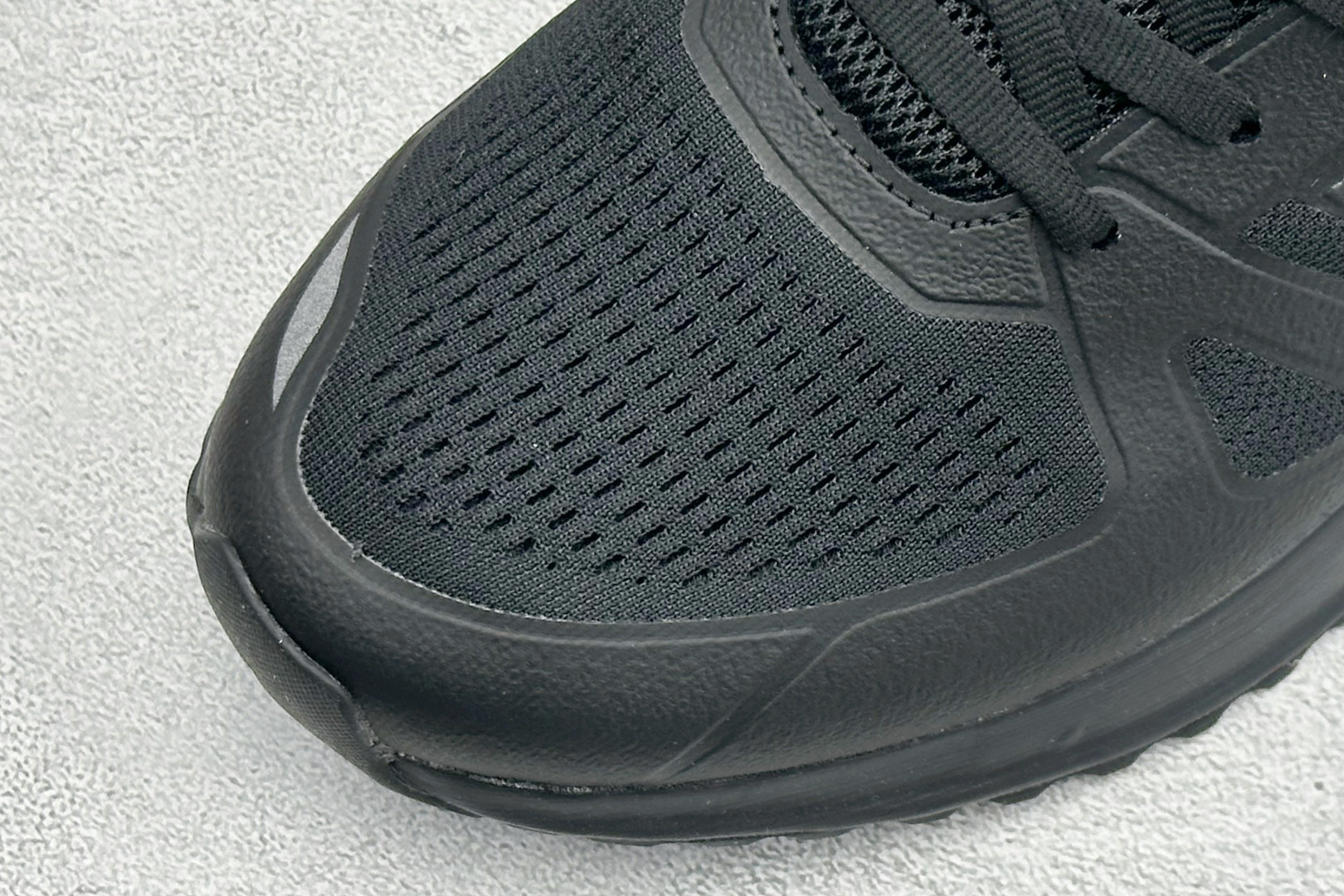 AD TUBULAR SHADOW 百搭舒适 减震耐磨 低帮运动跑鞋 货号：EG4953 尺码：39-45 