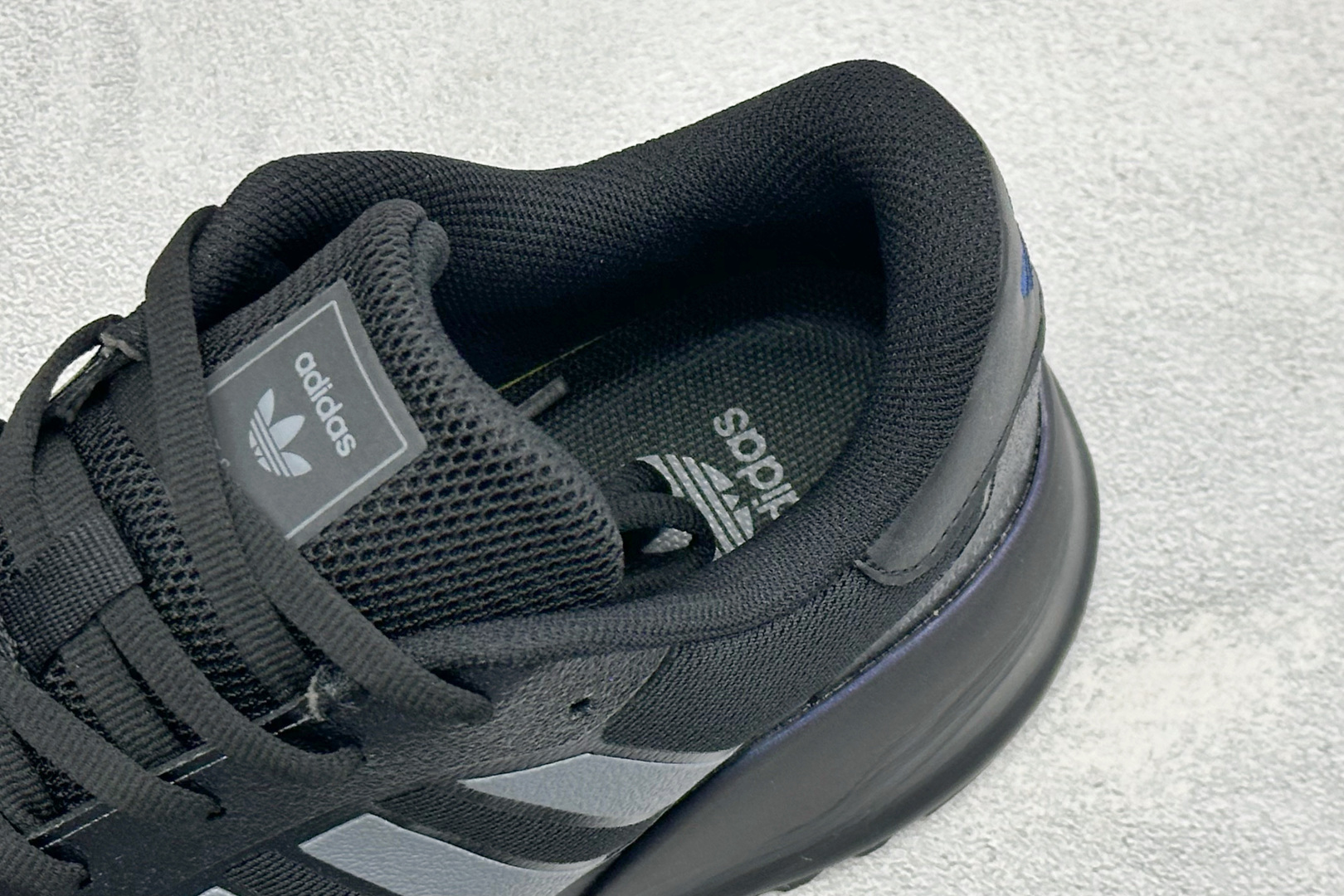 AD TUBULAR SHADOW 百搭舒适 减震耐磨 低帮运动跑鞋 货号：EG4952 尺码：36-45 