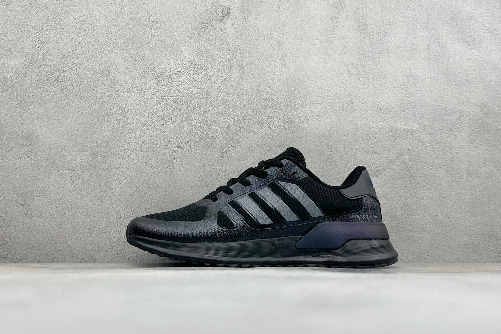 AD TUBULAR SHADOW 百搭舒适 减震耐磨 低帮运动跑鞋 货号：EG4952 尺码：36-45 