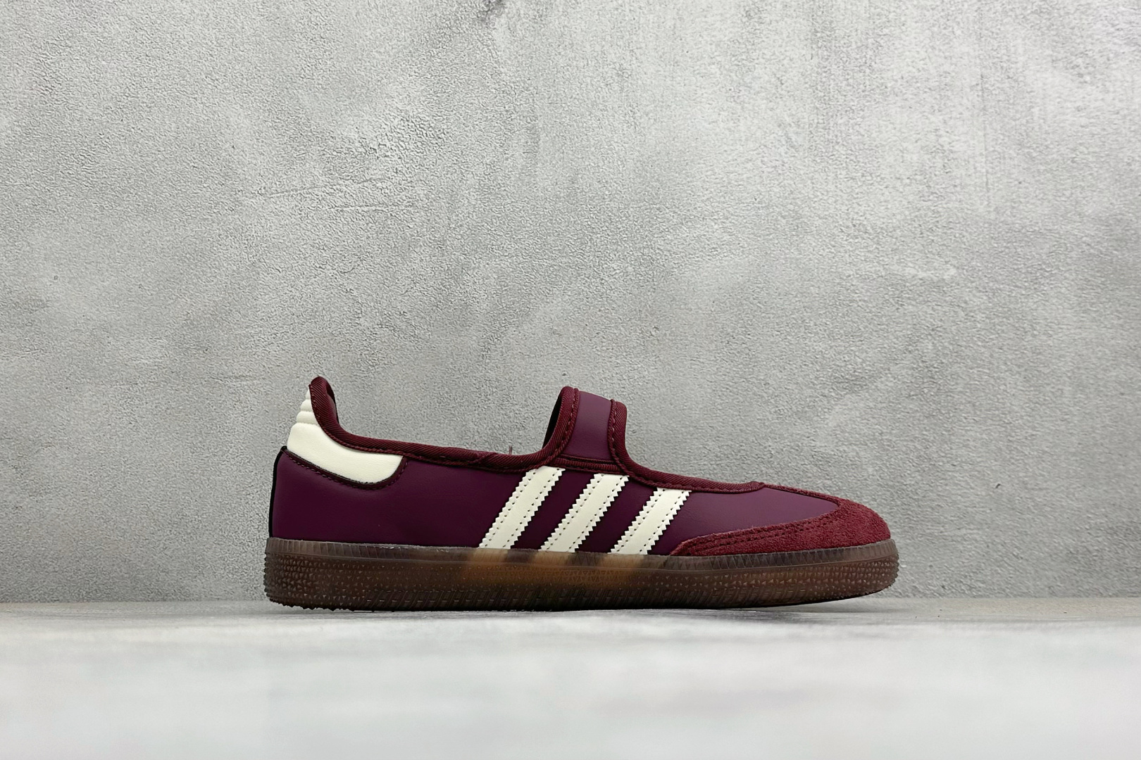 D版Adidas SAMBA JANE W 阿迪达斯 玛丽珍款 板鞋懒人一脚蹬运动鞋 货号：IH6561 尺码：35-4