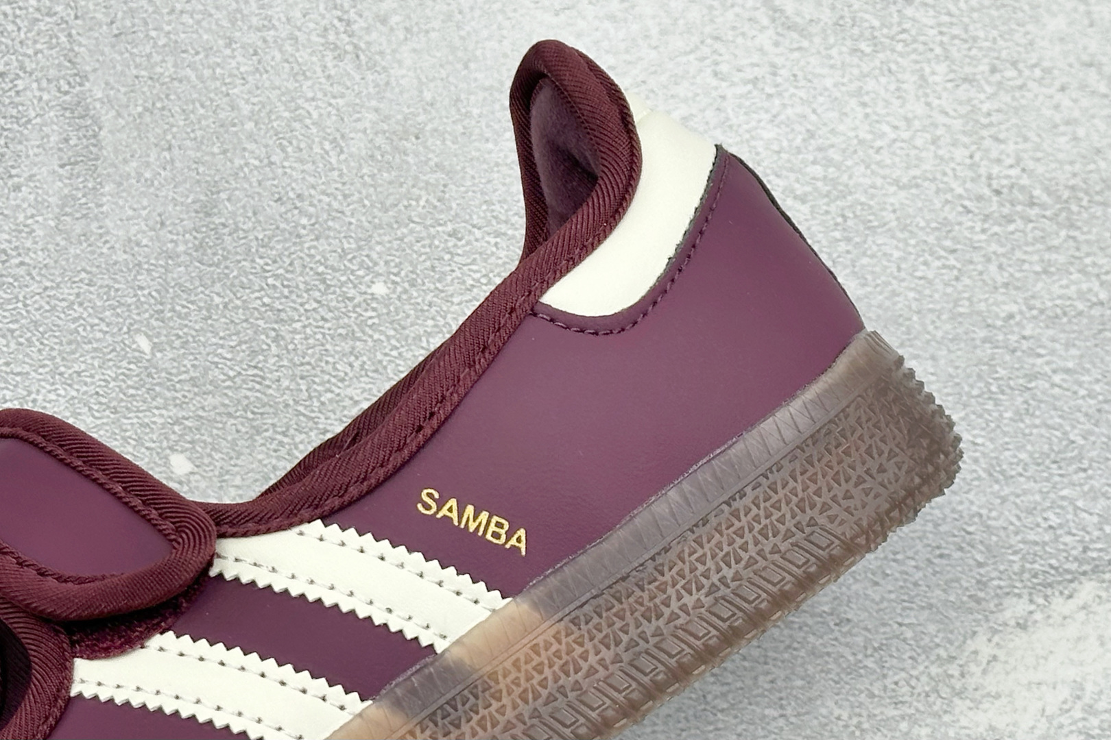 D版Adidas SAMBA JANE W 阿迪达斯 玛丽珍款 板鞋懒人一脚蹬运动鞋 货号：IH6561 尺码：35-4