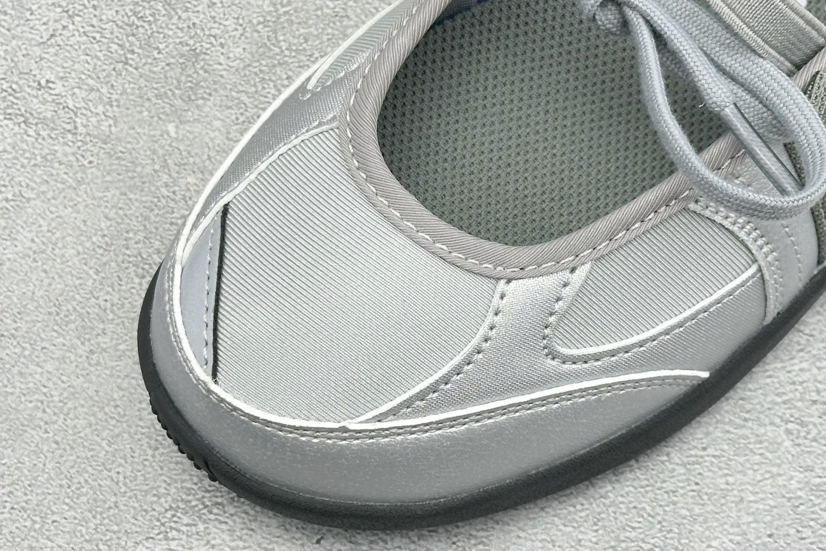 HY版New Balance Flat Breeze 舒适贴合玛丽珍鞋 货号:SD2601SI 尺码:36 37 37. HY版New Balance Flat Breeze 舒适贴合玛丽珍鞋 货号:SD2601SI 尺码:36 37 37.
