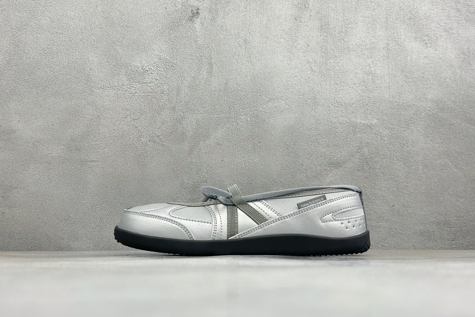 HY版New Balance Flat Breeze 舒适贴合玛丽珍鞋 货号:SD2601SI 尺码:36 37 37. HY版New Balance Flat Breeze 舒适贴合玛丽珍鞋 货号:SD2601SI 尺码:36 37 37.