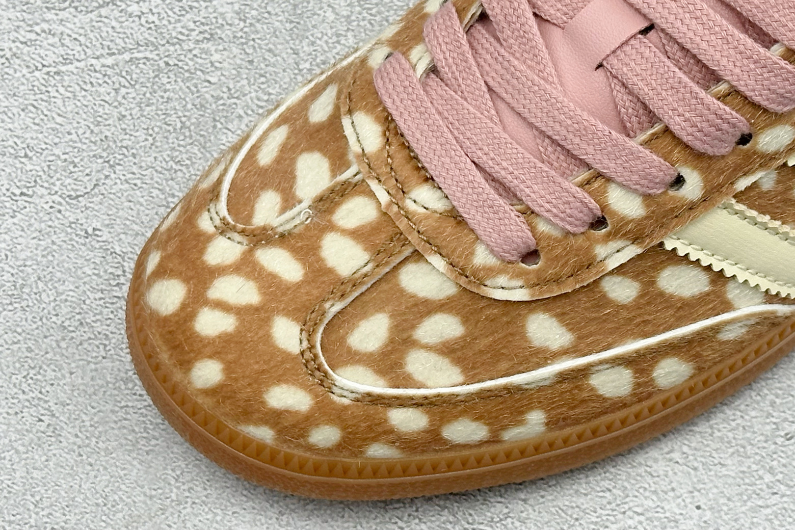 ZC版Adidas Originals Samba OG 阿迪桑巴舞系列绅士德训足球风百搭低帮休闲运动板鞋 货号: KJ