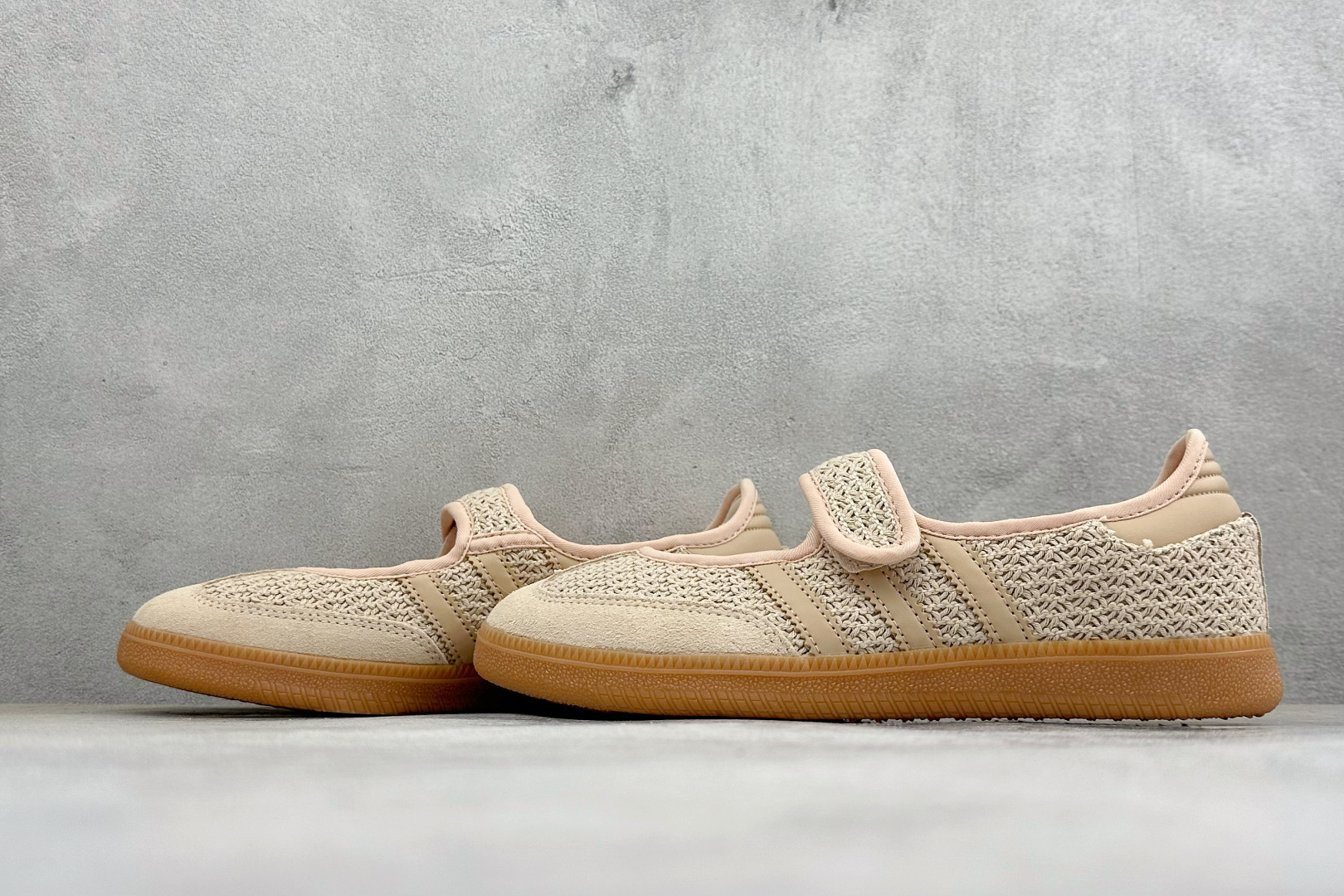 ZC版Adidas Samba Jane 阿迪达斯 玛丽珍懒人生活休闲鞋 货号：LA7836 尺码：36-45 