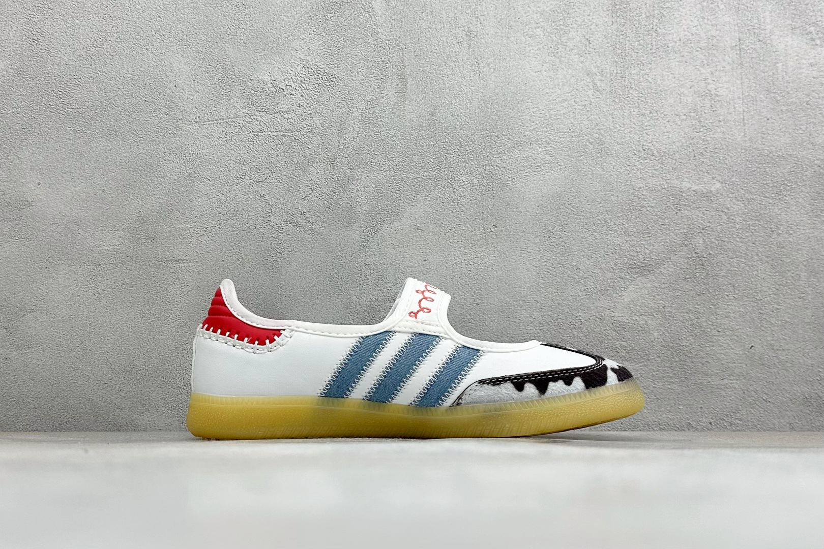 ZC版Adidas Samba Jane 阿迪达斯 玛丽珍懒人生活休闲鞋 货号：LA1428 尺码：36-45 