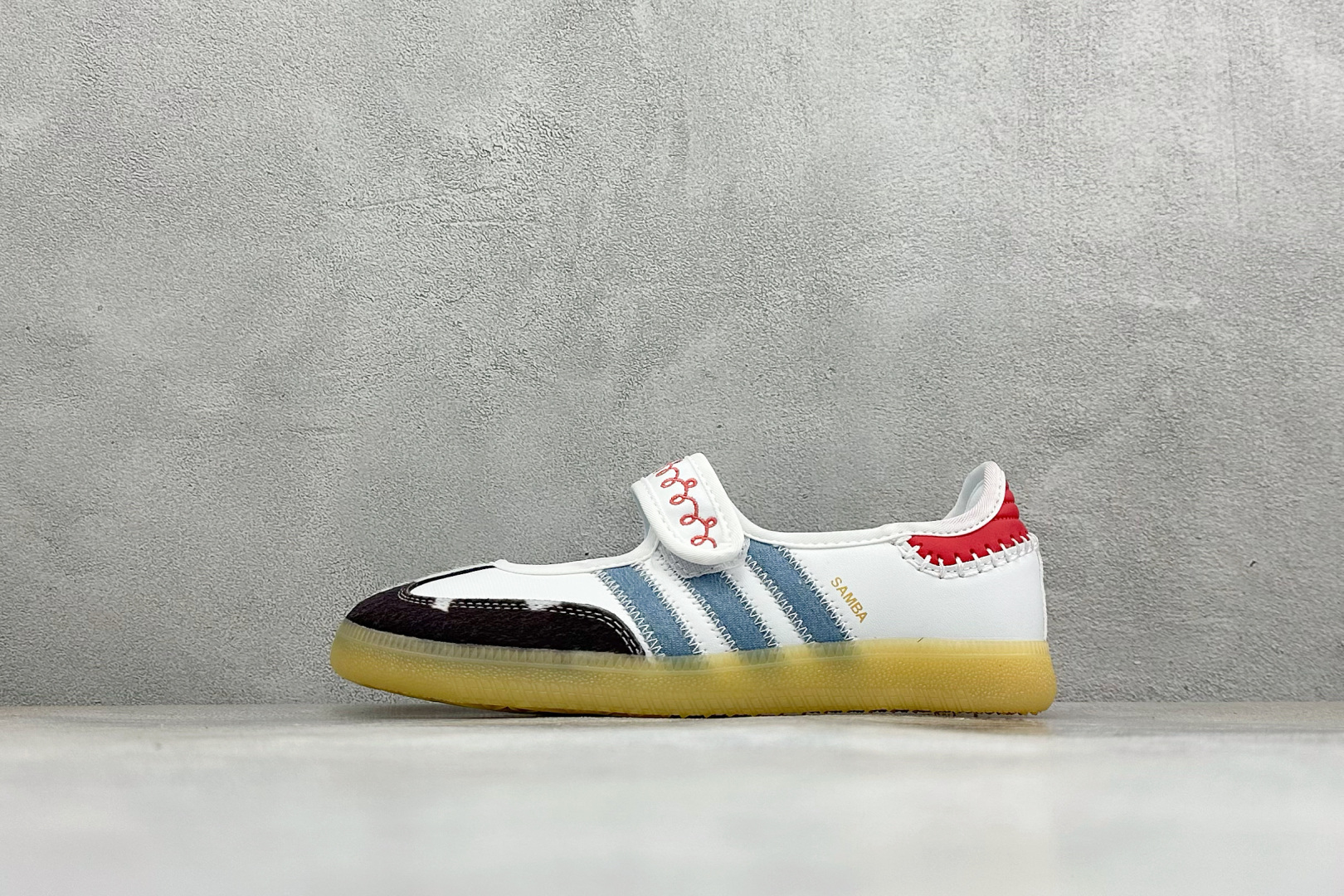 ZC版Adidas Samba Jane 阿迪达斯 玛丽珍懒人生活休闲鞋 货号：LA1428 尺码：36-45 