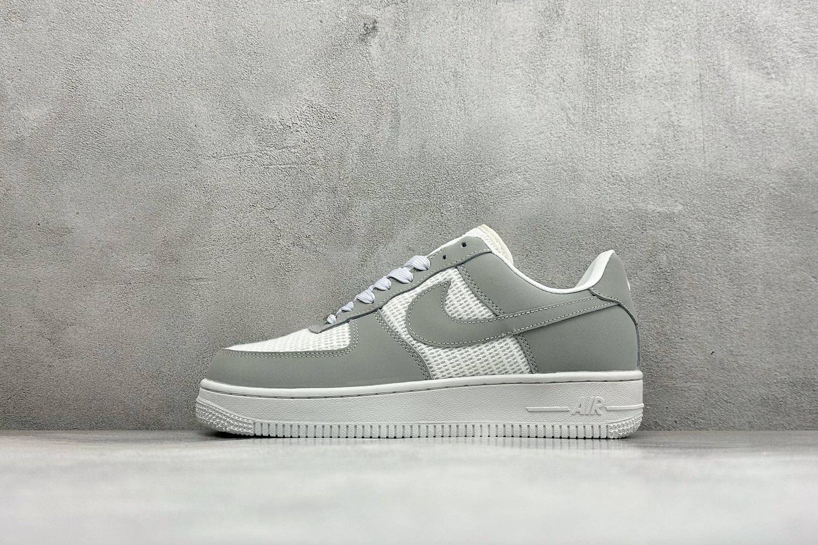 福利特价250P Nike Air Force 1'07 Low 联名 空军一号低帮休闲板鞋 #原楦原纸板 纯正空军版 福利特价250P Nike Air Force 1'07 Low 联名 空军一号低帮休闲板鞋 #原楦原纸板 纯正空军版