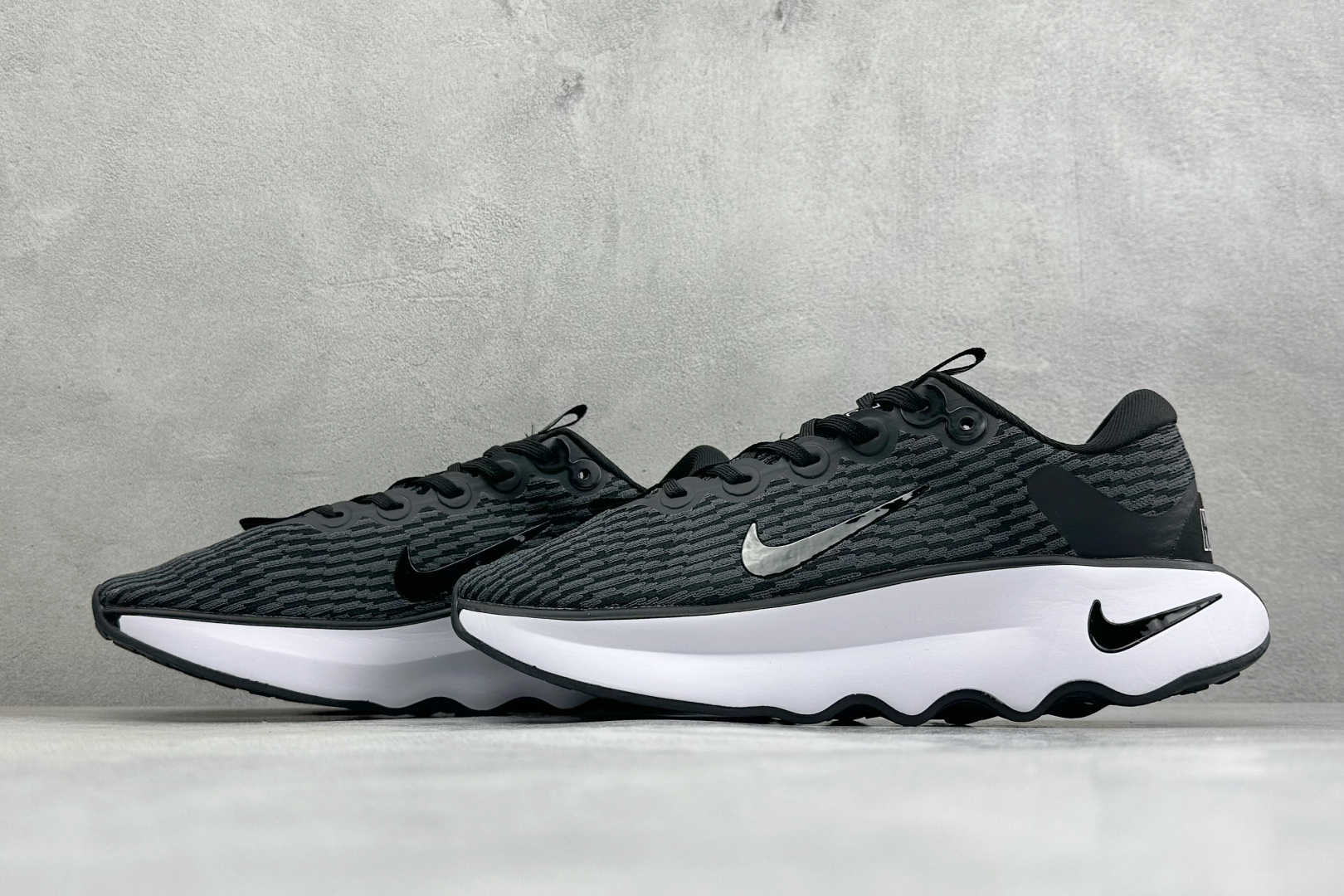 Nike Motiva Pale Ivory Amber Brown 耐克莫提瓦系列 低帮轻量减震 休闲运动慢跑鞋 货号 Nike Motiva Pale Ivory Amber Brown 耐克莫提瓦系列 低帮轻量减震 休闲运动慢跑鞋 货号