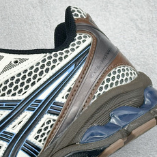 GW版Asics Gel-Kayano 14 亚瑟士运动休闲透气专业跑鞋 采用工程弹性双层再生针织密度鞋面材质 后跟3D GW版Asics Gel-Kayano 14 亚瑟士运动休闲透气专业跑鞋 采用工程弹性双层再生针织密度鞋面材质 后跟3D