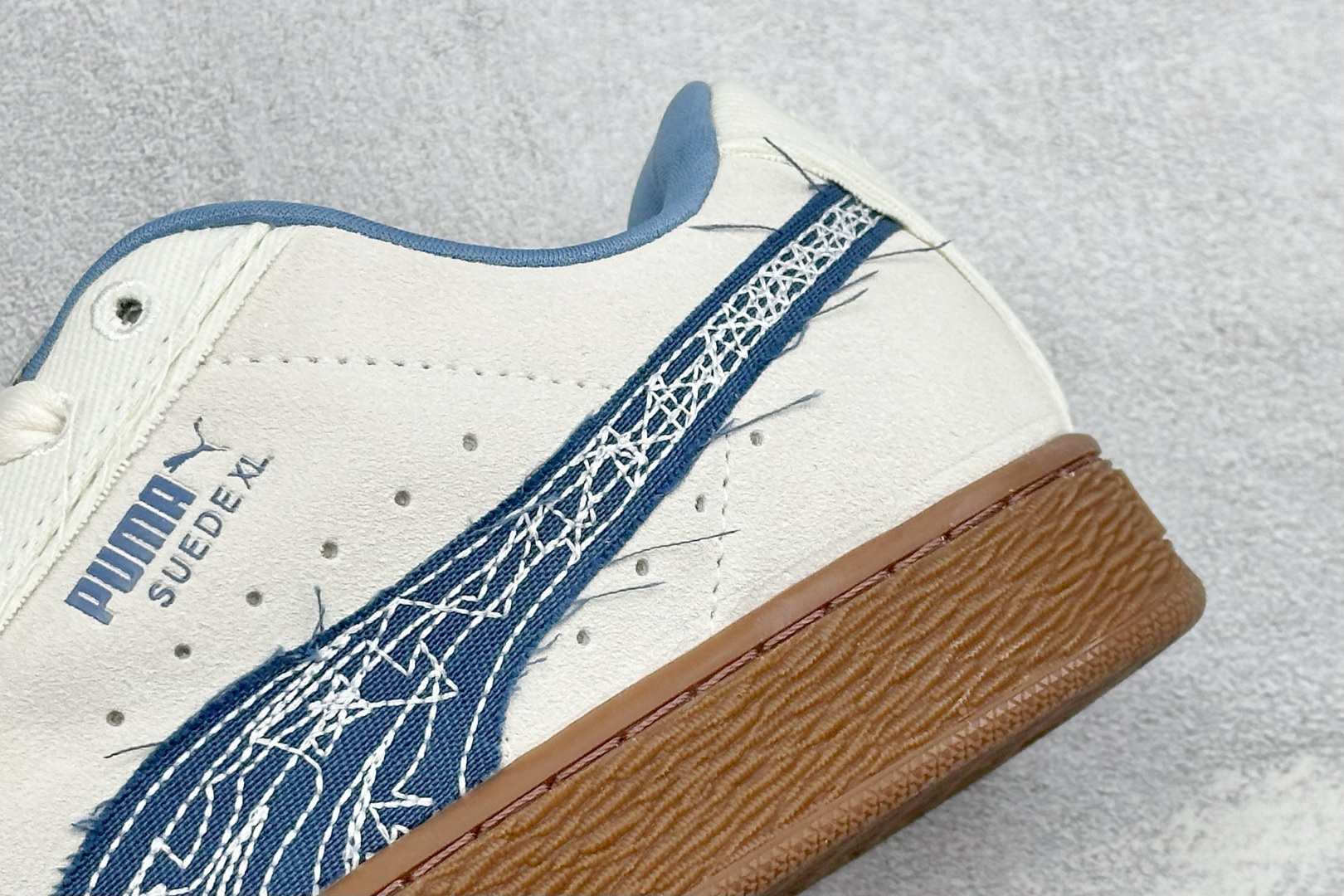 TG版PUMA Suede XL 百搭单品 彪马 防滑耐磨低帮板鞋 简约大方的造型设计，给人以随性休闲的时尚格调，穿着舒