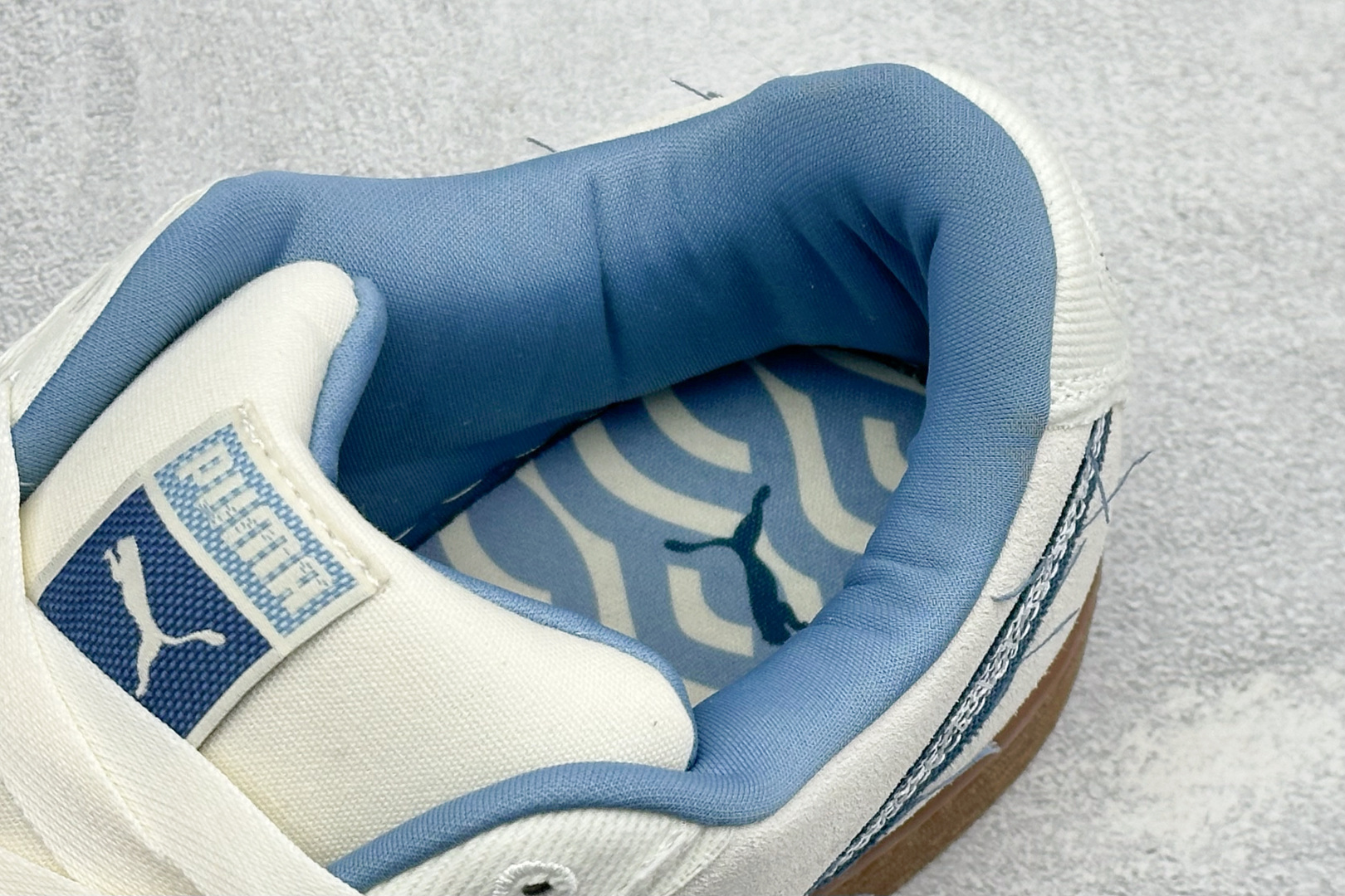 TG版PUMA Suede XL 百搭单品 彪马 防滑耐磨低帮板鞋 简约大方的造型设计，给人以随性休闲的时尚格调，穿着舒