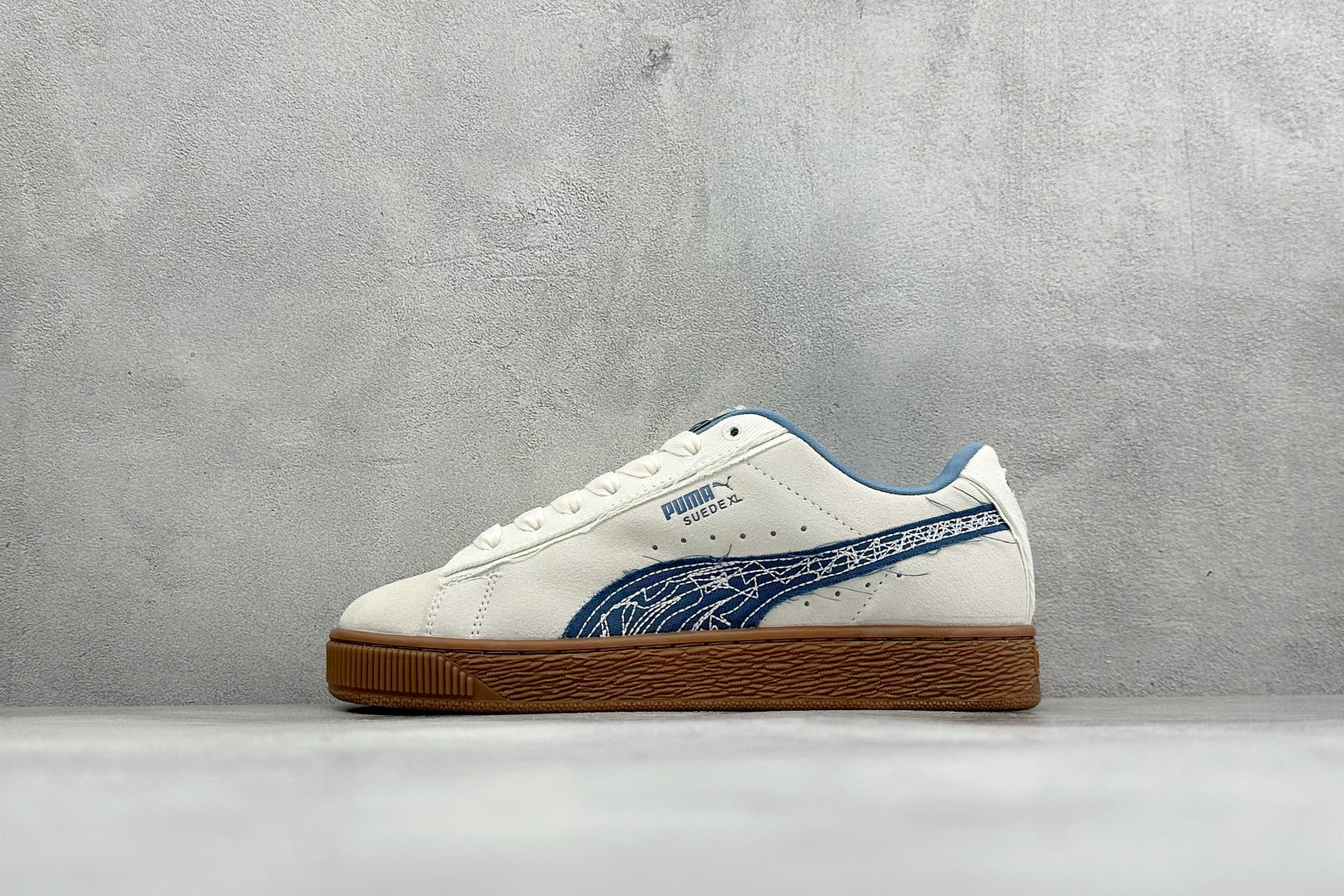 TG版PUMA Suede XL 百搭单品 彪马 防滑耐磨低帮板鞋 简约大方的造型设计，给人以随性休闲的时尚格调，穿着舒