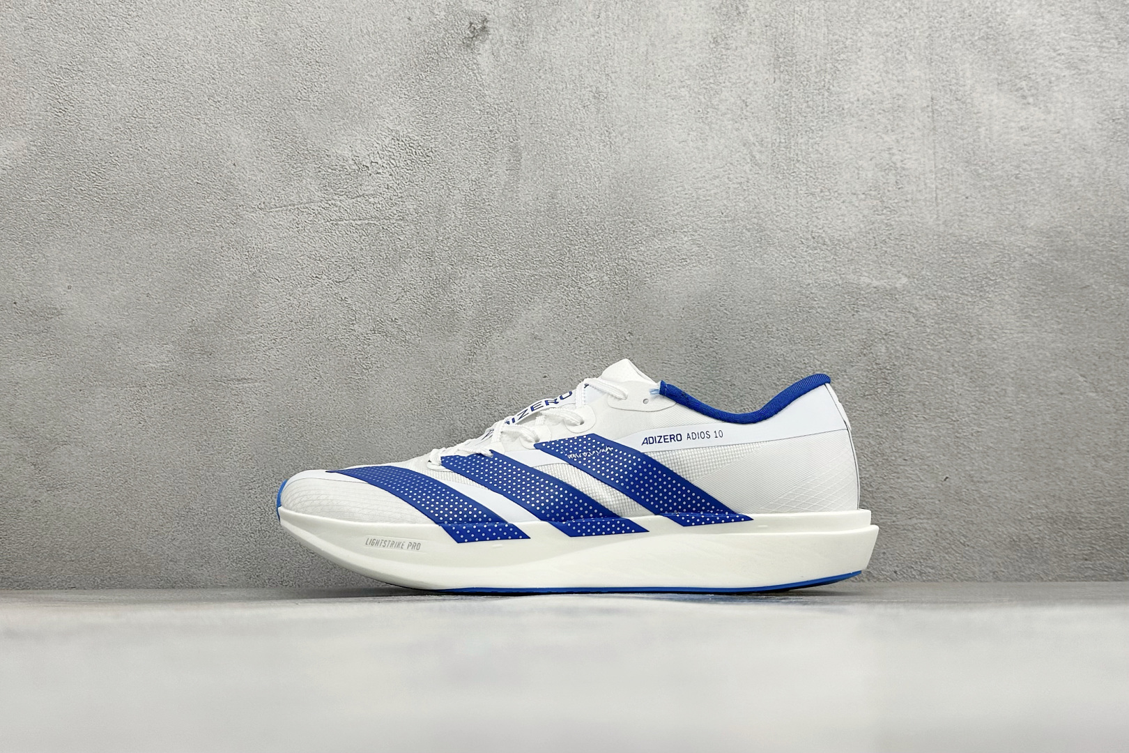 YD版Adidas Adizero Adios 10 阿迪达斯 马拉松飞线贾卡轻质透气休闲运动跑步鞋 采用双层透气网纱 