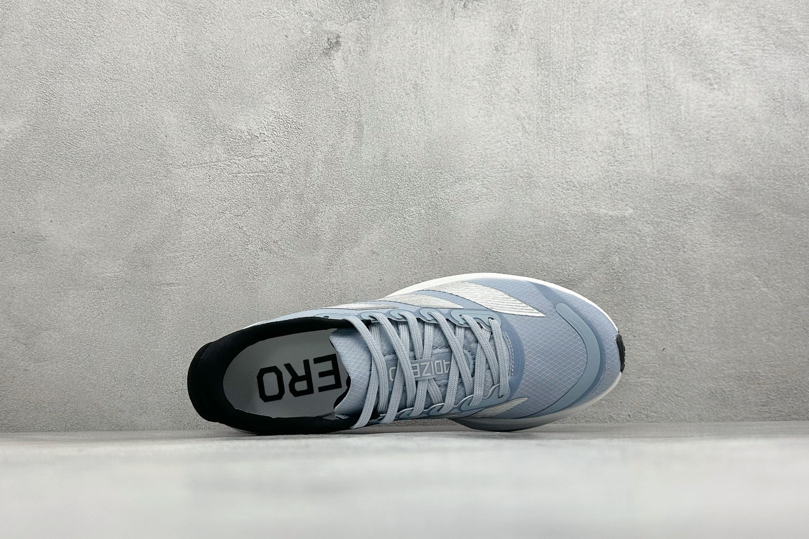 YD版Adidas ADIZEROBK 轻便透气缓震竞速跑步运动鞋 薄底竞训定位:前掌19mm/后掌23mm超薄中底, YD版Adidas ADIZEROBK 轻便透气缓震竞速跑步运动鞋 薄底竞训定位:前掌19mm/后掌23mm超薄中底,