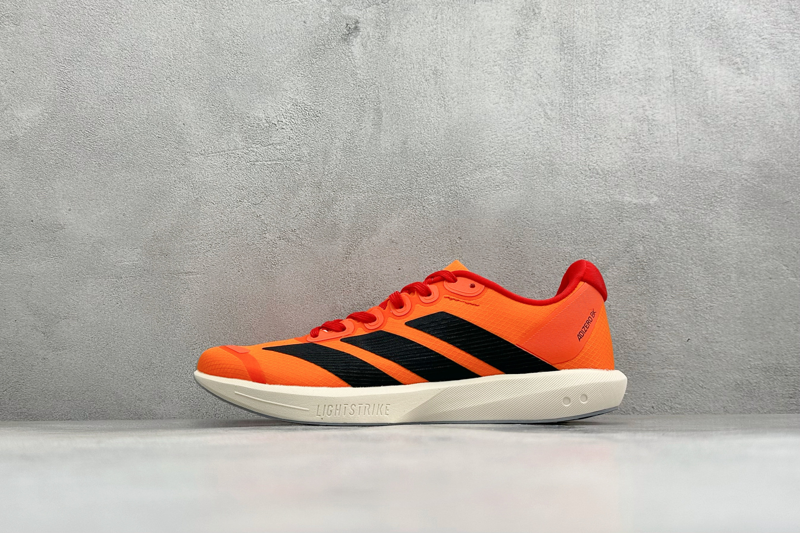 YD版Adidas ADIZEROBK 轻便透气缓震竞速跑步运动鞋 薄底竞训定位:前掌19mm/后掌23mm超薄中底, YD版Adidas ADIZEROBK 轻便透气缓震竞速跑步运动鞋 薄底竞训定位:前掌19mm/后掌23mm超薄中底,