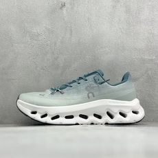 XF版On昂跑 Cloudtiit CL 户外街头机能风跑步鞋 Cloud Hi Edge户外机能融合街头潮流 越界开启 XF版On昂跑 Cloudtiit CL 户外街头机能风跑步鞋 Cloud Hi Edge户外机能融合街头潮流 越界开启
