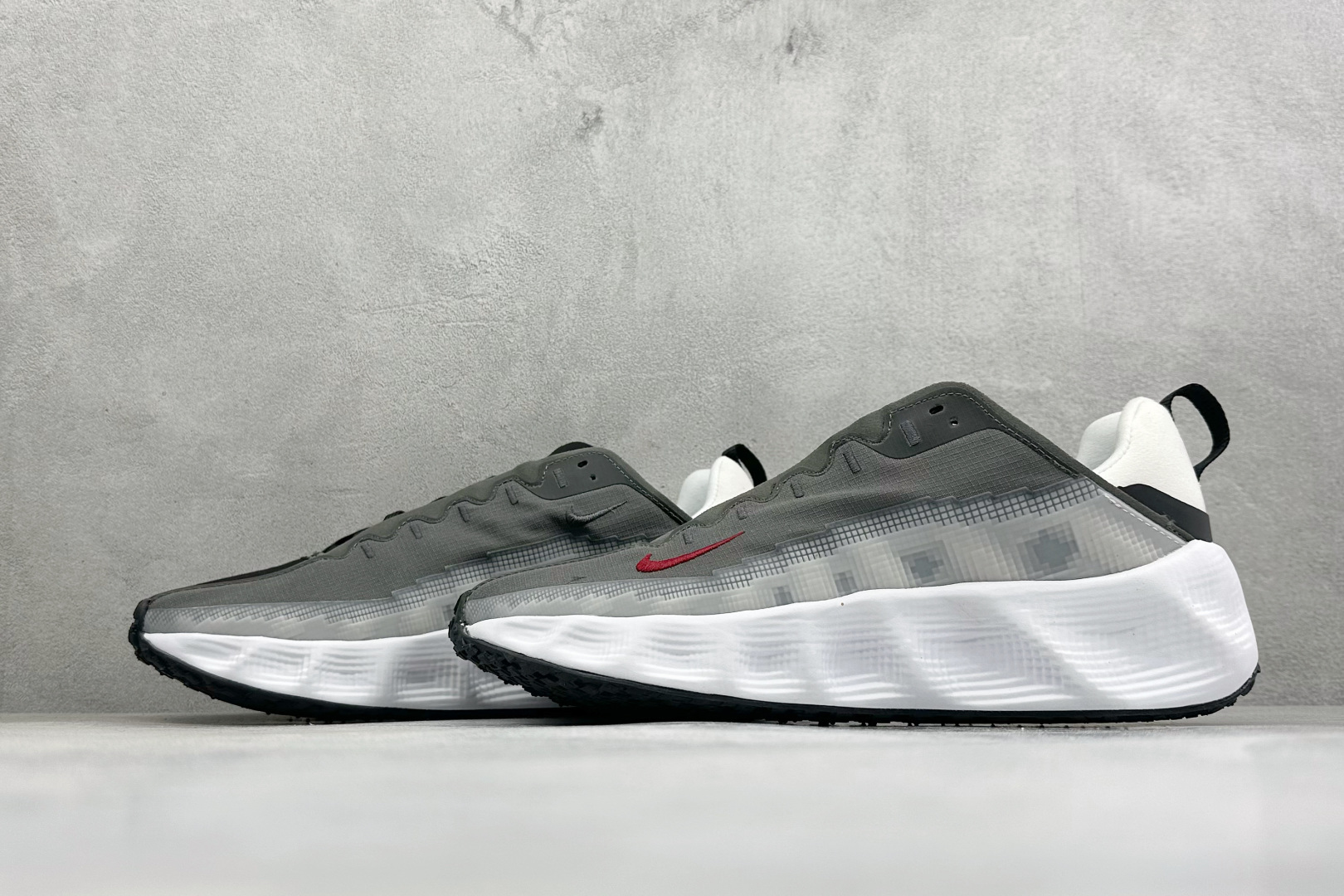 X版HYEIN SEO x Nike Ava Rover Hs II 联名跑鞋 货号：DX4215-306 尺码：36-