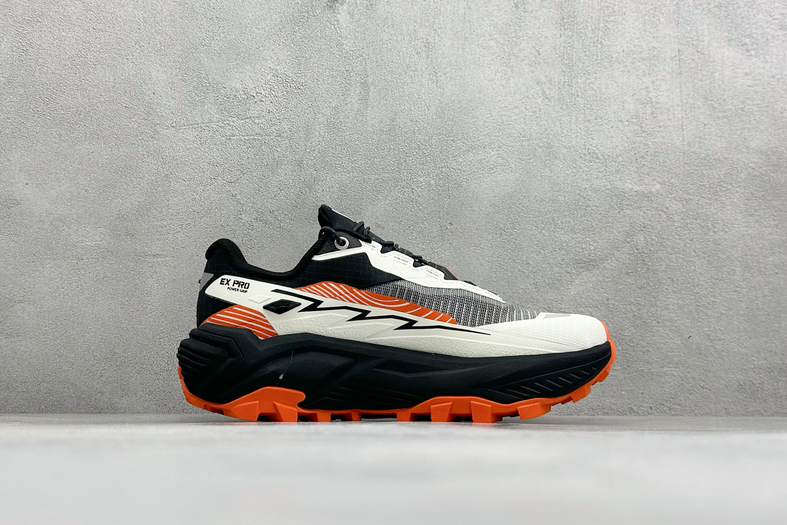 TOP凯乐石Kailas Fuga Ex Pro 大坡王竞技系列全防水低帮登山户外休闲运动慢跑鞋系带款 全新版本 正确细 TOP凯乐石Kailas Fuga Ex Pro 大坡王竞技系列全防水低帮登山户外休闲运动慢跑鞋系带款 全新版本 正确细