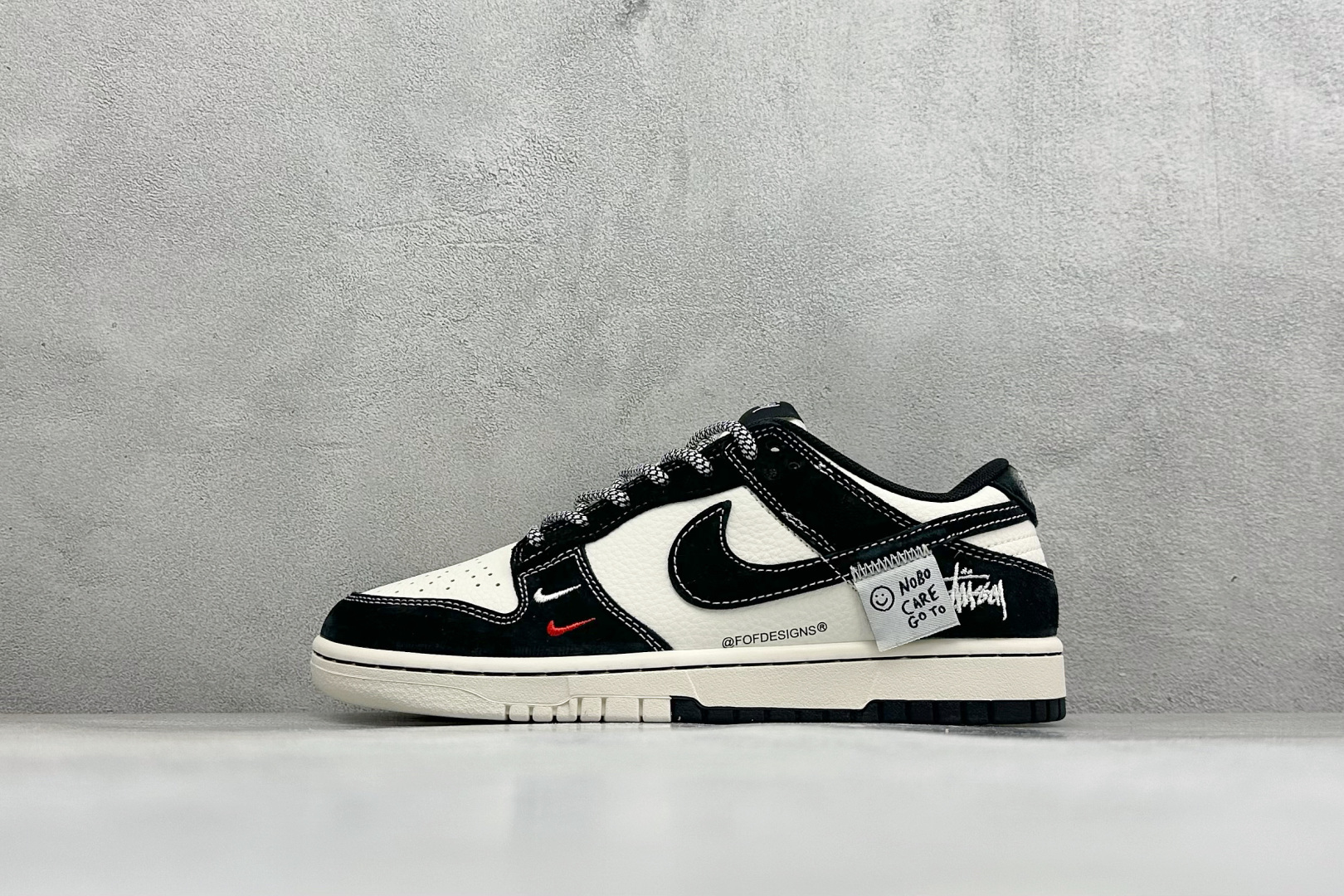 福利特价 Nike Dunk Low Retro 联名 周年高端定制 低帮休闲板鞋 #定制鞋盒 大厂纯原品质出货 超高清 福利特价 Nike Dunk Low Retro 联名 周年高端定制 低帮休闲板鞋 #定制鞋盒 大厂纯原品质出货 超高清
