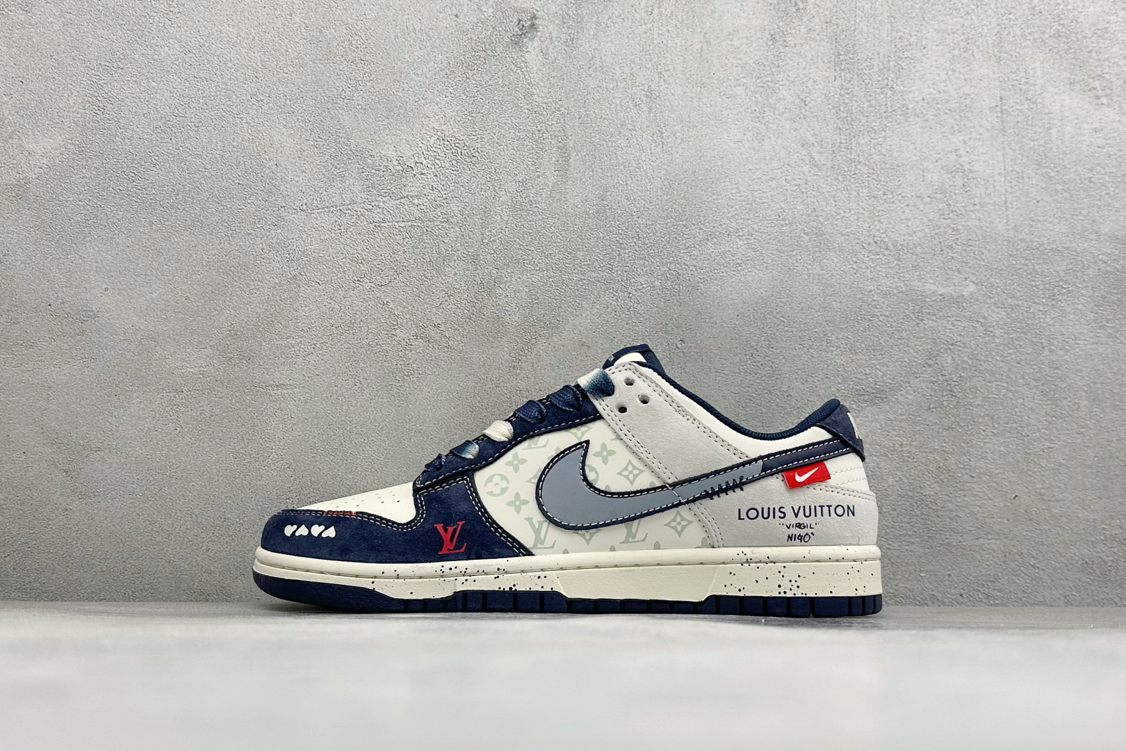 福利特价 Nike Dunk Low Retro 联名 周年高端定制 低帮休闲板鞋 #定制鞋盒 大厂纯原品质出货 超高清 福利特价 Nike Dunk Low Retro 联名 周年高端定制 低帮休闲板鞋 #定制鞋盒 大厂纯原品质出货 超高清