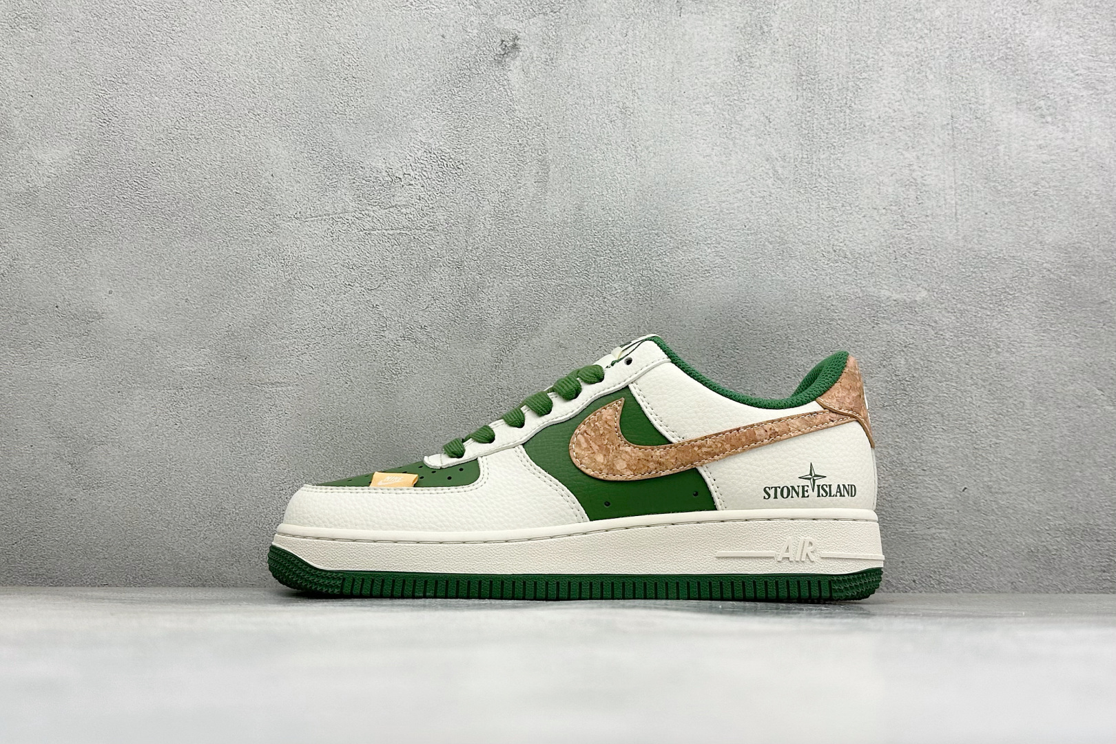 福利特价 Nike Air Force 1'07 Low 联名 空军一号低帮休闲板鞋 #原楦原纸板 纯正空军版型 内置全 福利特价 Nike Air Force 1'07 Low 联名 空军一号低帮休闲板鞋 #原楦原纸板 纯正空军版型 内置全