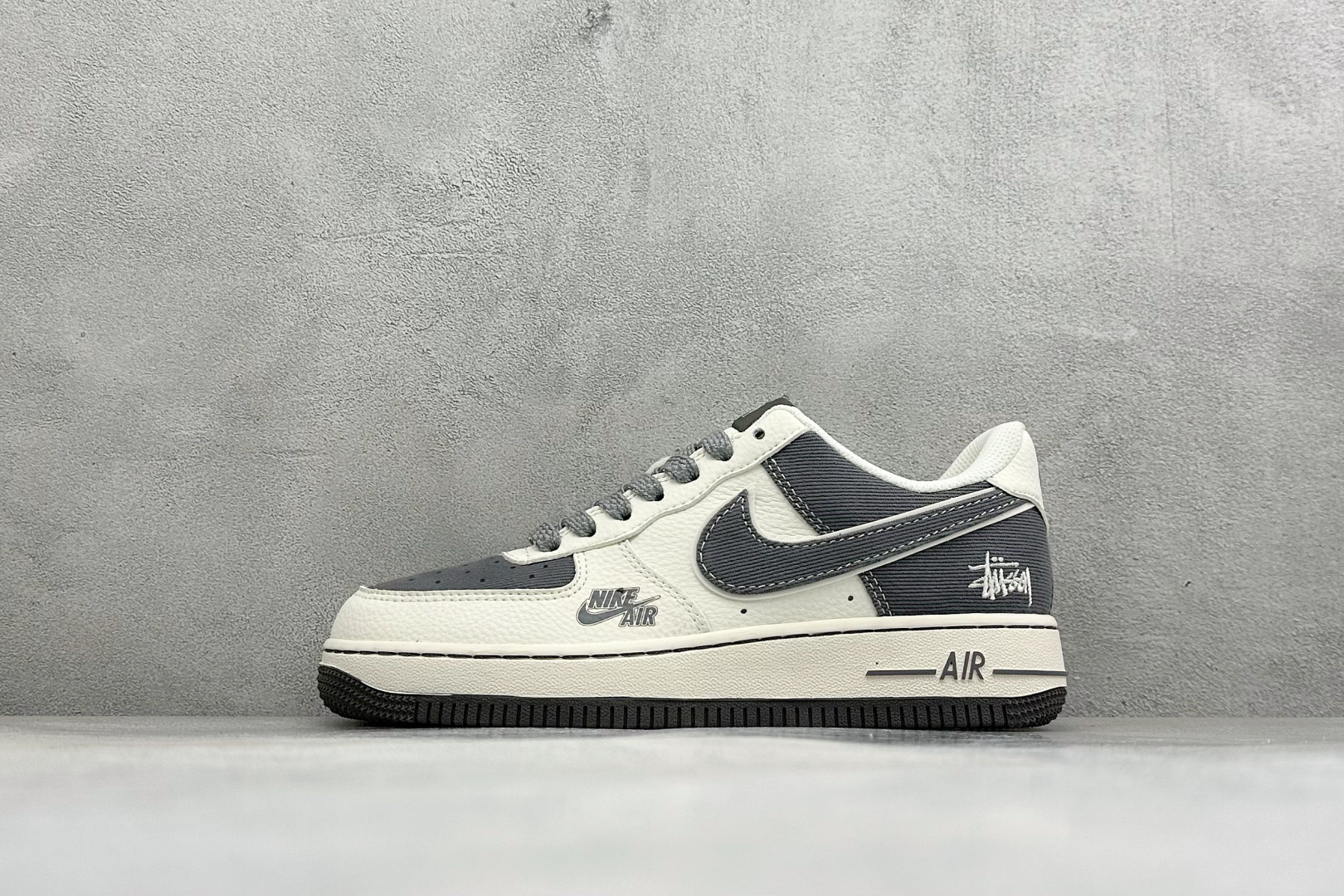 福利特价 Nike Air Force 1'07 Low 联名 空军一号低帮休闲板鞋 #原楦原纸板 纯正空军版型 内置全 福利特价 Nike Air Force 1'07 Low 联名 空军一号低帮休闲板鞋 #原楦原纸板 纯正空军版型 内置全