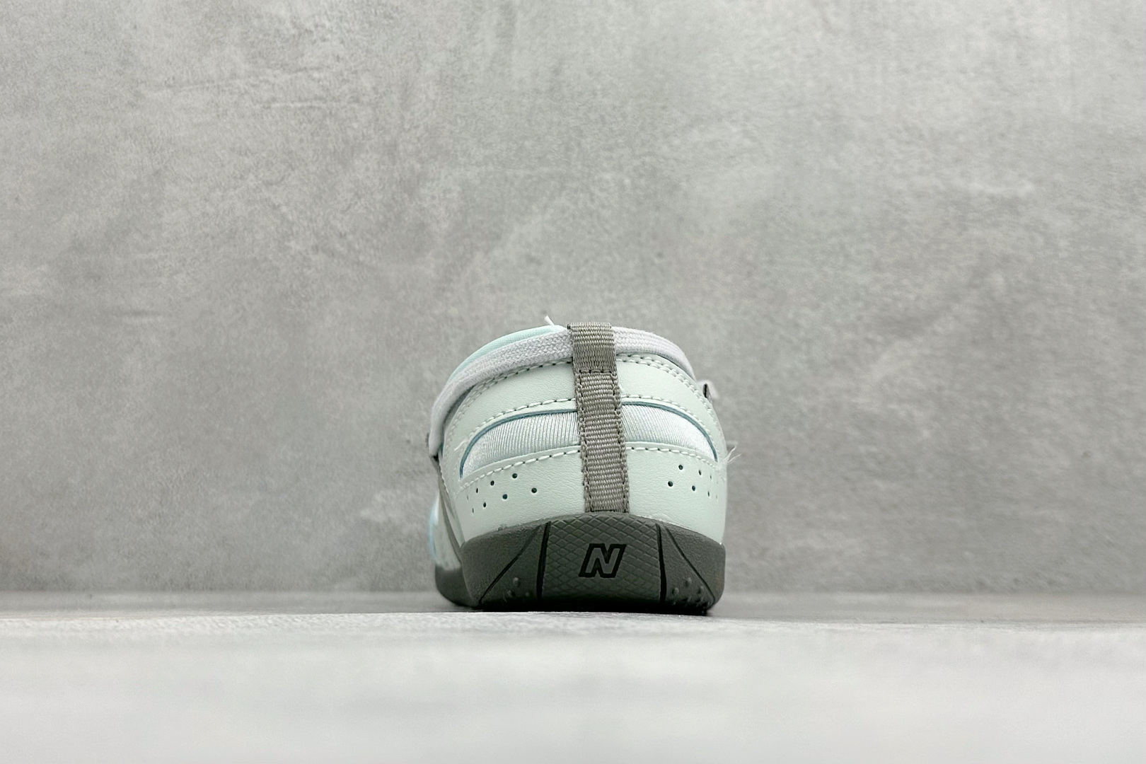New Balance Flat Breeze 2601 舒适贴合玛丽珍鞋 货号:SD2601GM 尺码:36 37 3 New Balance Flat Breeze 2601 舒适贴合玛丽珍鞋 货号:SD2601GM 尺码:36 37 3
