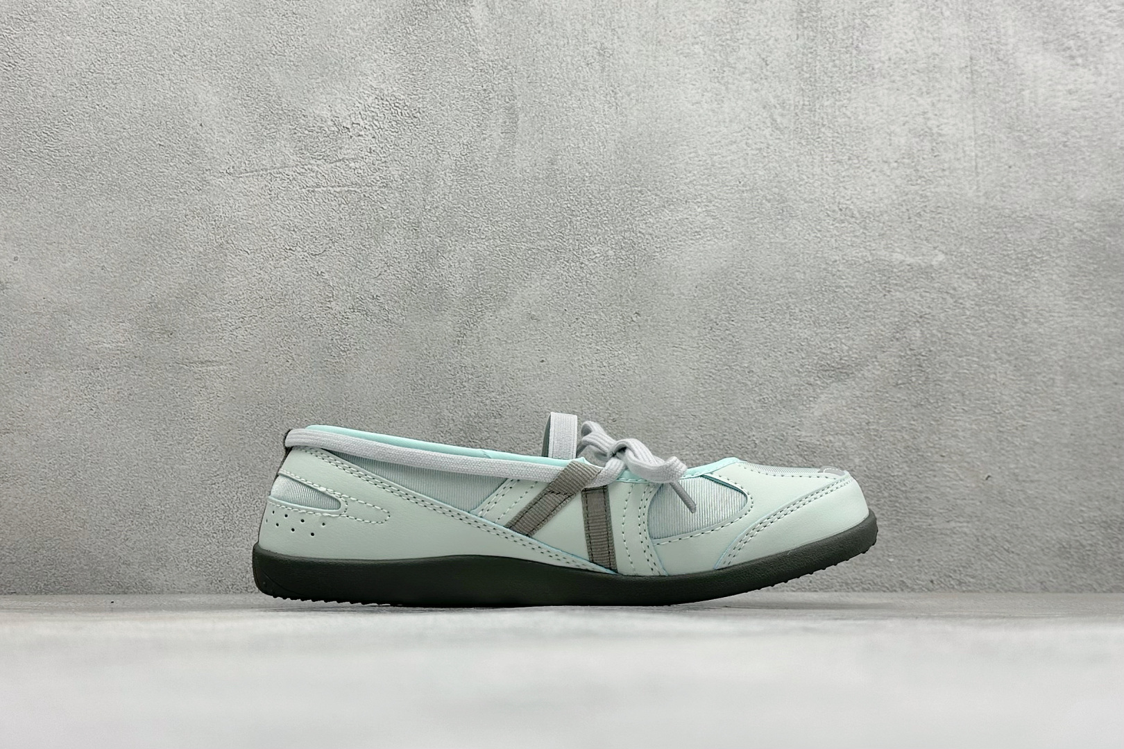 New Balance Flat Breeze 2601 舒适贴合玛丽珍鞋 货号:SD2601GM 尺码:36 37 3 New Balance Flat Breeze 2601 舒适贴合玛丽珍鞋 货号:SD2601GM 尺码:36 37 3
