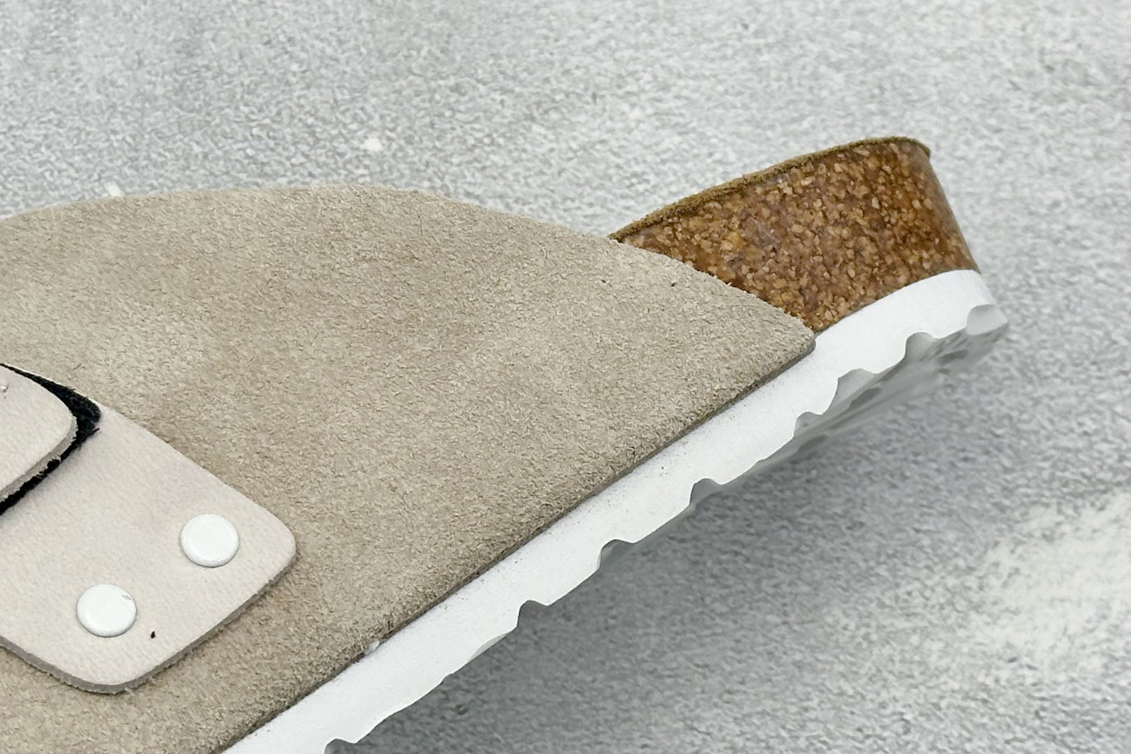 Birkenstock Boston 博肯/苏黎世 宽版 牛皮绒面革平底复古软木休闲鞋 博肯Birkenstock 勃肯 Birkenstock Boston 博肯/苏黎世 宽版 牛皮绒面革平底复古软木休闲鞋 博肯Birkenstock 勃肯