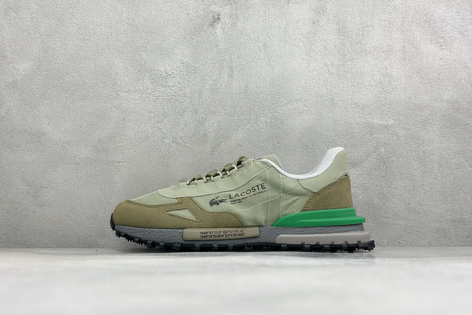 LACOSTE法国鳄鱼 织物牛剖层革 圆头系带 低帮 生活休闲鞋 尺码：40-45 