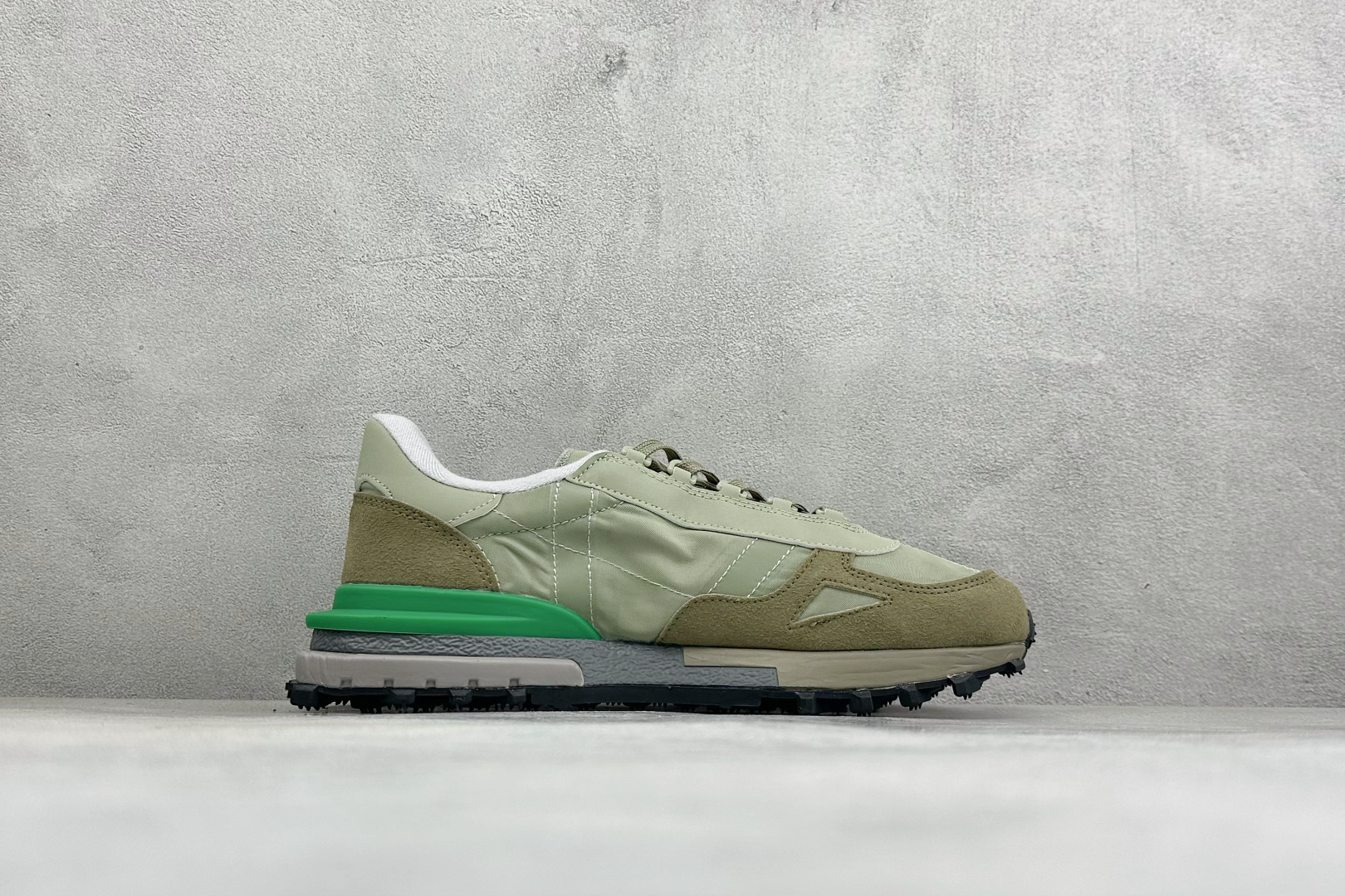 LACOSTE法国鳄鱼 织物牛剖层革 圆头系带 低帮 生活休闲鞋 尺码：40-45 