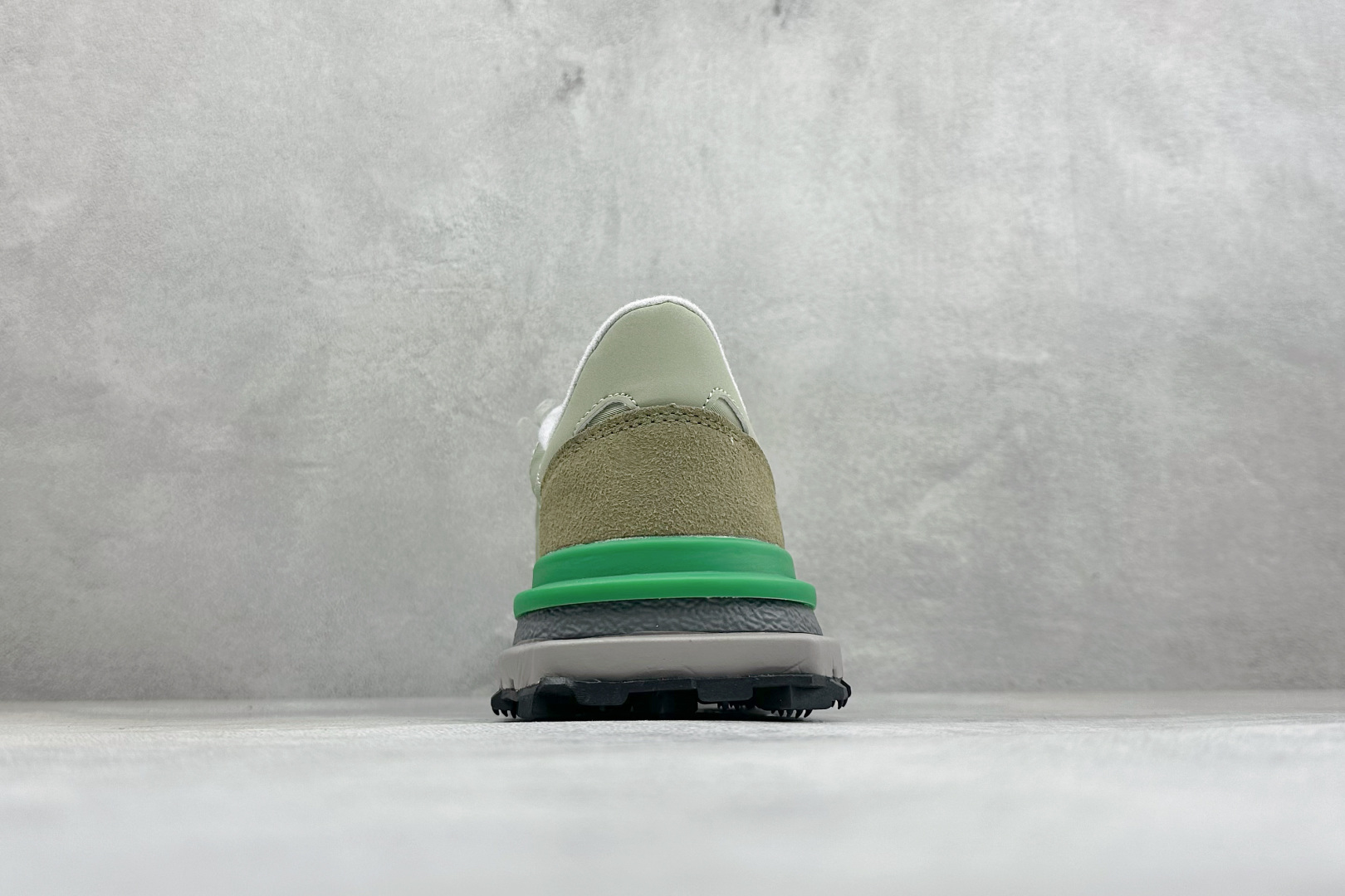 LACOSTE法国鳄鱼 织物牛剖层革 圆头系带 低帮 生活休闲鞋 尺码：40-45 