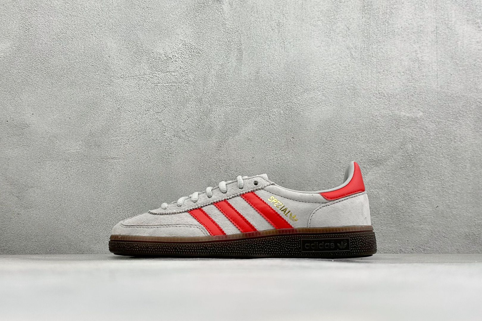 福利特价 Adidas Handball Spezial 麂皮阿迪经典复古休闲板鞋 #原厂原档案开发出品 皮料切割干净无