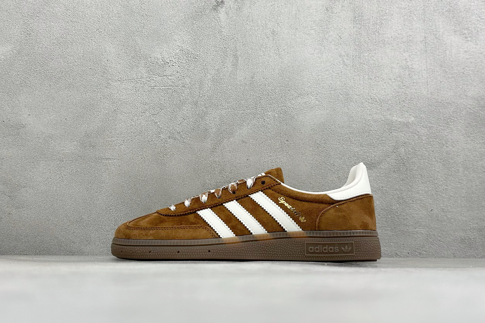 福利特价 Adidas Handball Spezial 麂皮阿迪经典复古休闲板鞋 #原厂原档案开发出品 皮料切割干净无