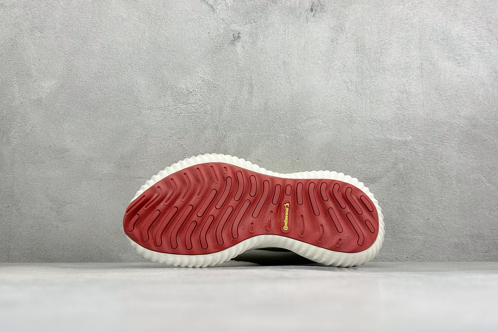 Adidas AlphaBounce Beyond M 阿迪耐磨透气防震跑步鞋 保暖弹力透气贾卡鞋面 正确高弹轻量 发泡