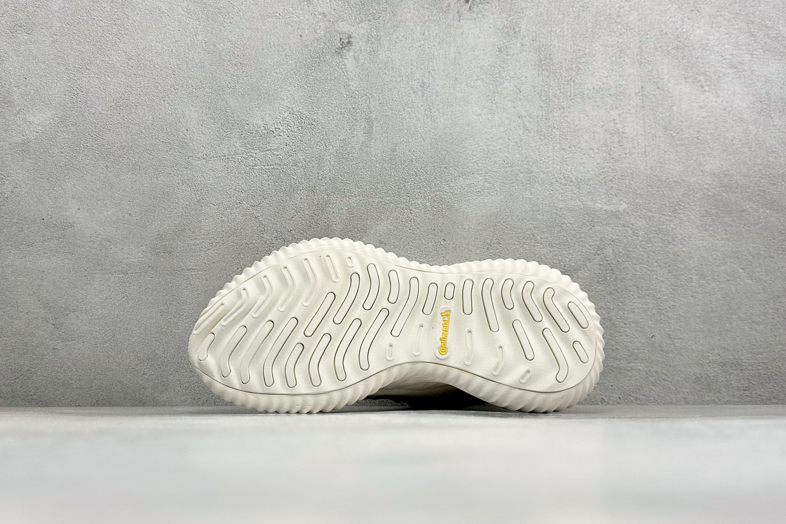 Adidas AlphaBounce Beyond M 阿迪耐磨透气防震跑步鞋 保暖弹力透气贾卡鞋面 正确高弹轻量 发泡 Adidas AlphaBounce Beyond M 阿迪耐磨透气防震跑步鞋 保暖弹力透气贾卡鞋面 正确高弹轻量 发泡