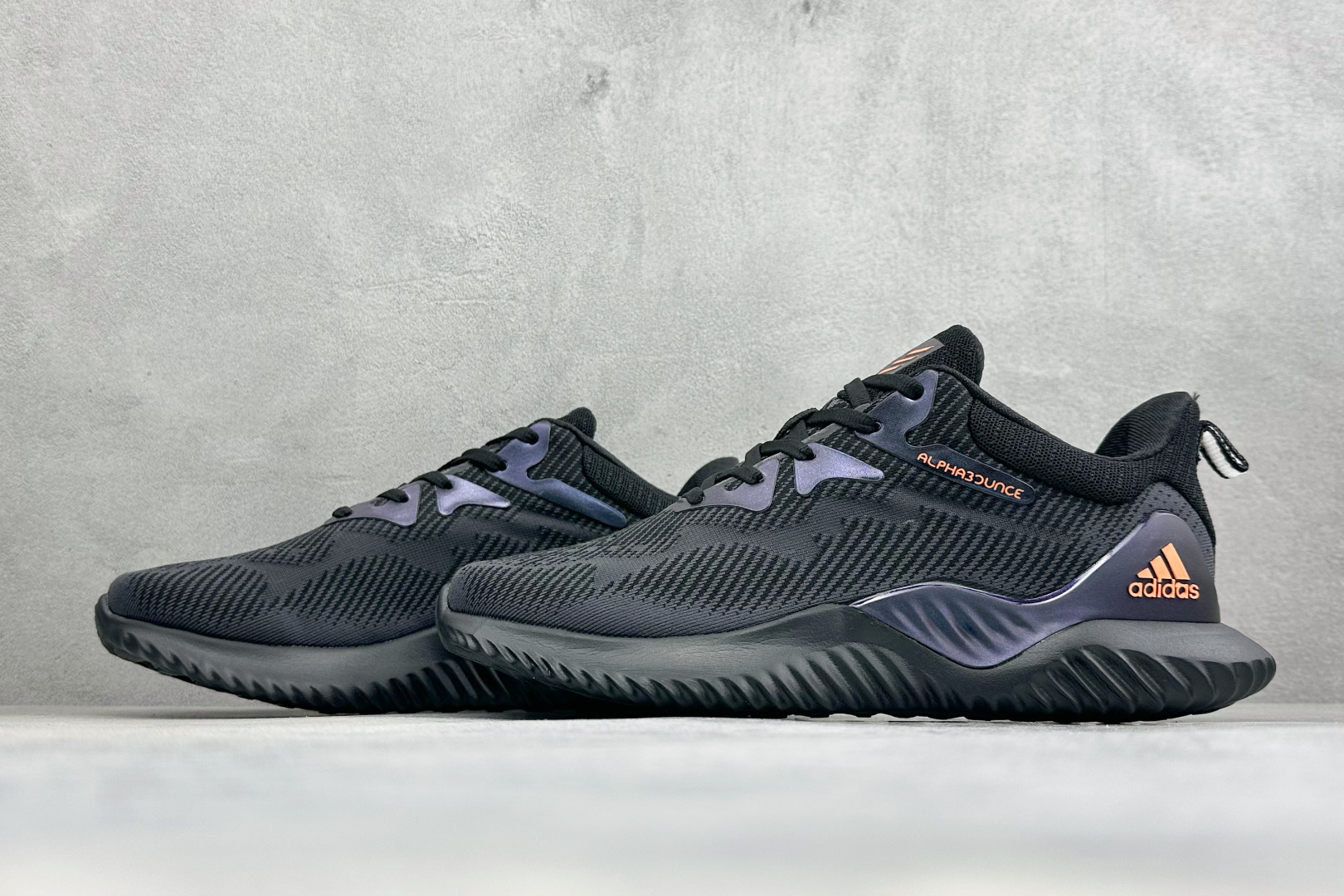 Adidas AlphaBounce Beyond M 阿迪耐磨透气防震跑步鞋 保暖弹力透气贾卡鞋面 正确高弹轻量 发泡