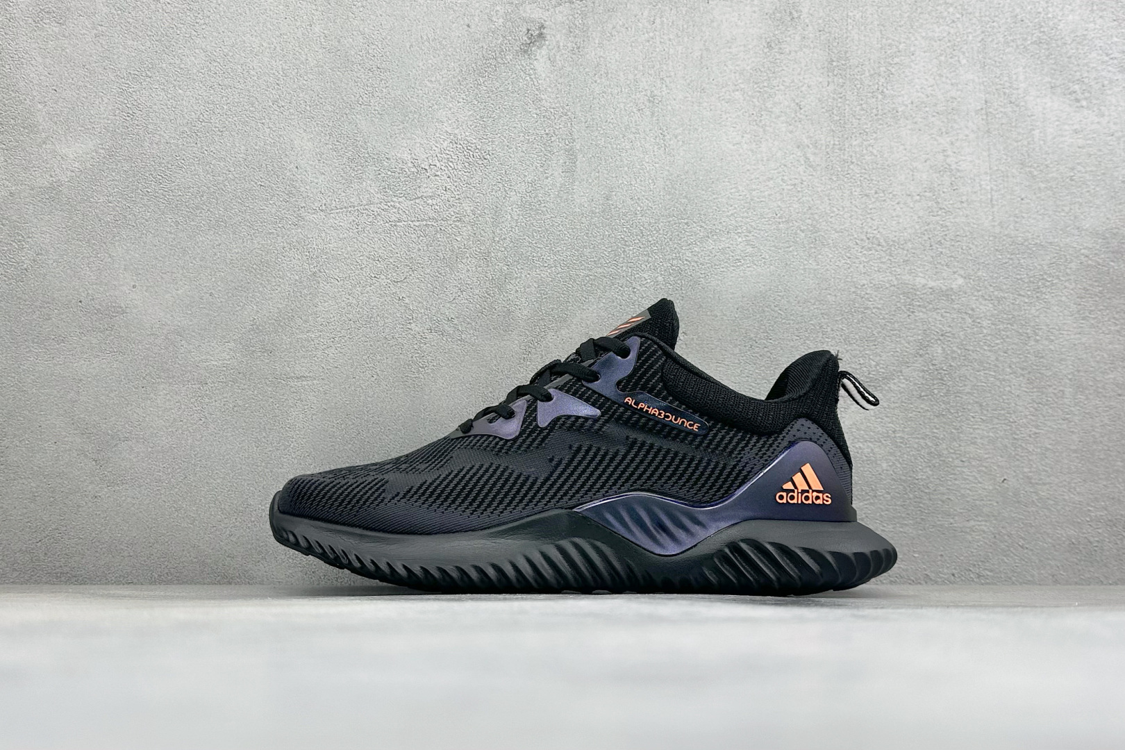 Adidas AlphaBounce Beyond M 阿迪耐磨透气防震跑步鞋 保暖弹力透气贾卡鞋面 正确高弹轻量 发泡