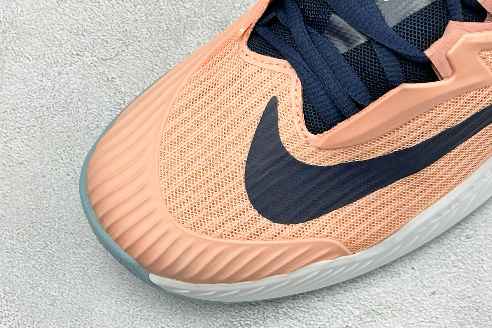 Nike ZOOM VAPOR PRO 3 HC 舒适百搭减震低帮网球鞋 货号：FZ2161-800 尺码：36-45 