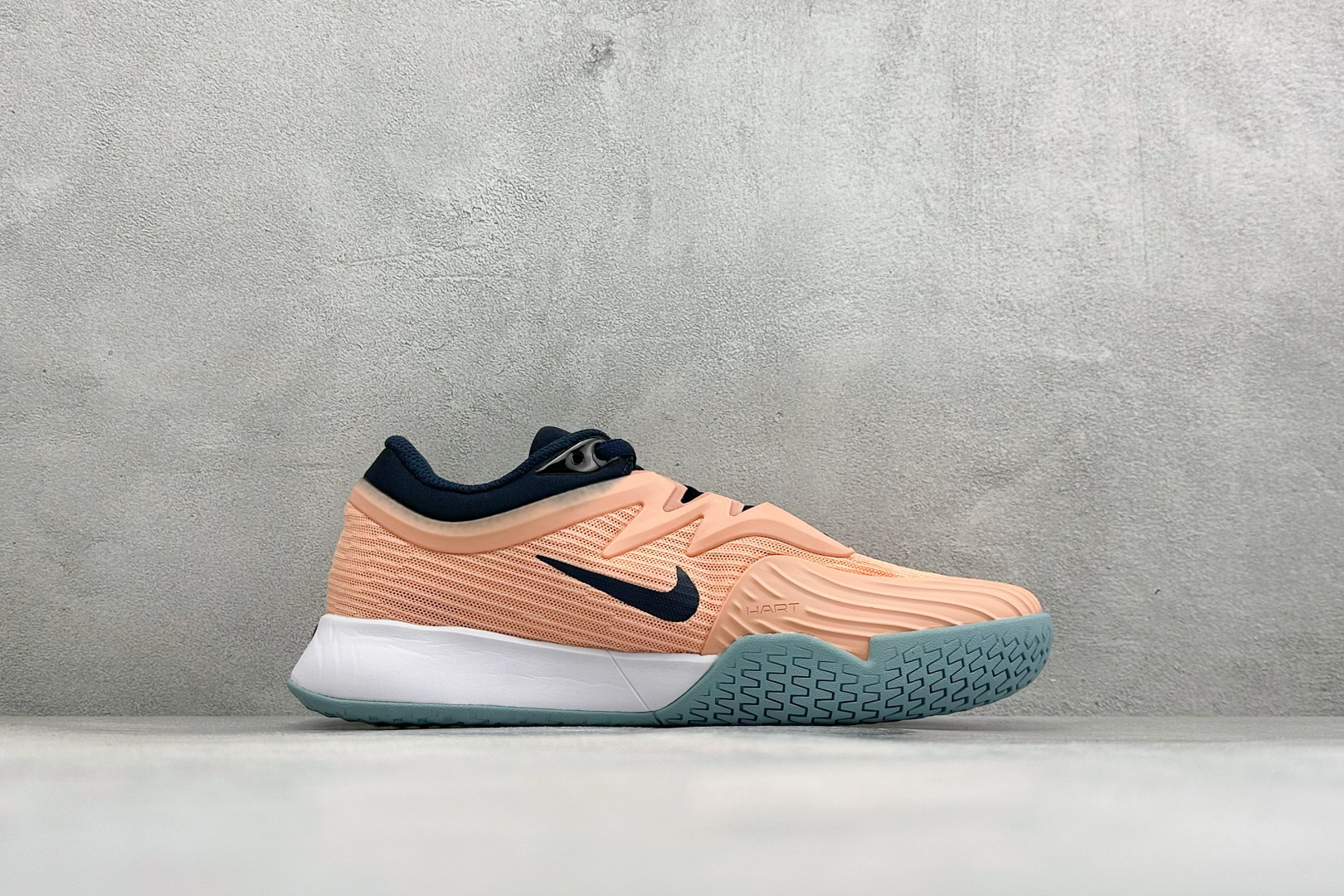 Nike ZOOM VAPOR PRO 3 HC 舒适百搭减震低帮网球鞋 货号：FZ2161-800 尺码：36-45 