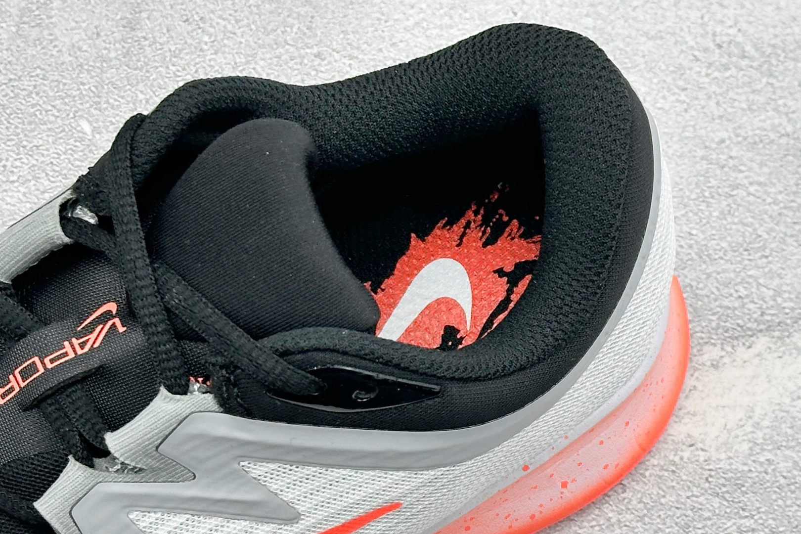Nike ZOOM VAPOR PRO 3 HC 舒适百搭减震低帮网球鞋 货号：HV1376-100 尺码：36-45 