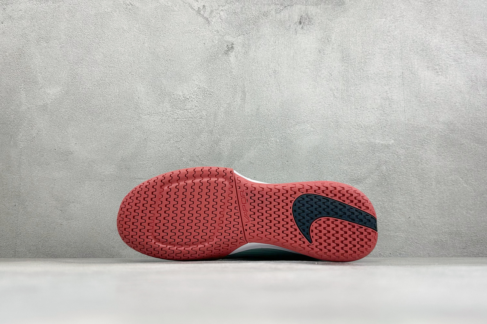 Nike ZOOM VAPOR PRO 3 HC 舒适百搭减震低帮网球鞋 货号：FV5552-004 尺码：36-45 