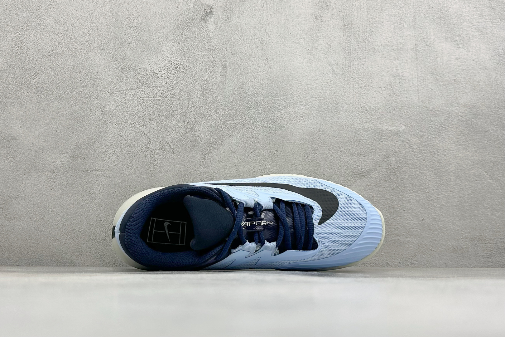 Nike ZOOM VAPOR PRO 3 HC 舒适百搭减震低帮网球鞋 货号：FZ2161-401 尺码：36-45 