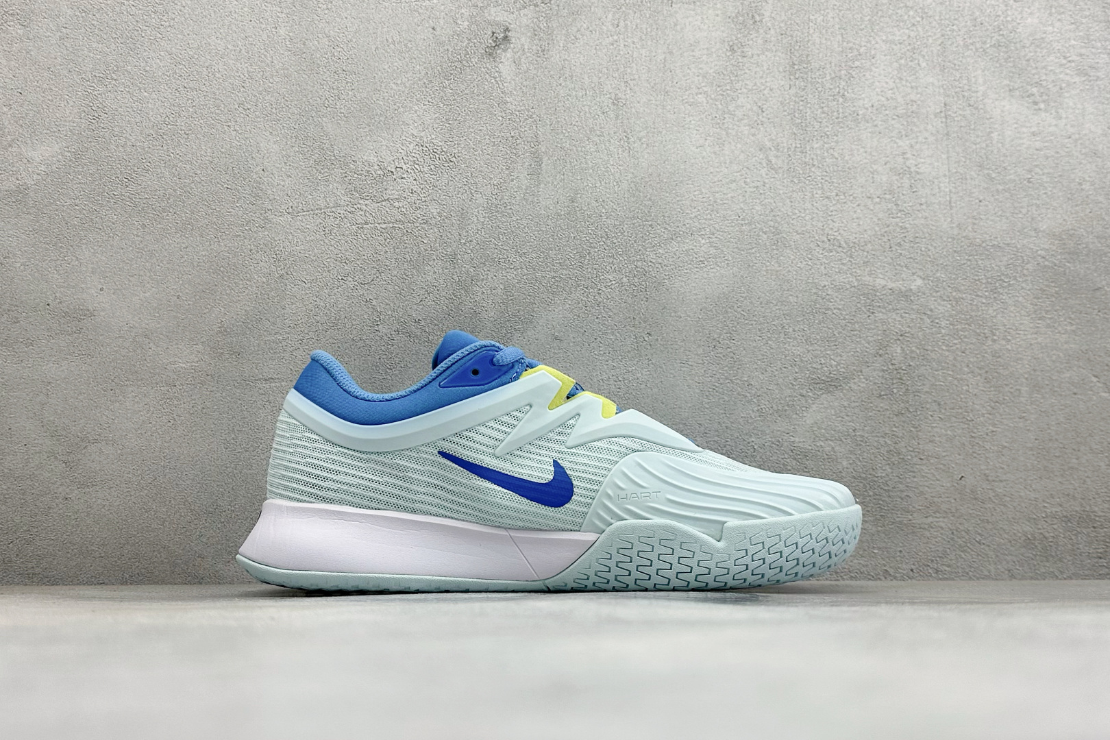 Nike ZOOM VAPOR PRO 3 HC 舒适百搭减震低帮网球鞋 货号：FV2158-400 尺码：36-45 