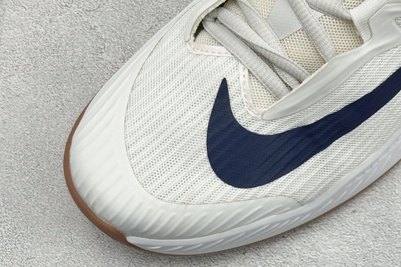 Nike ZOOM VAPOR PRO 3 HC 舒适百搭减震低帮网球鞋 货号：FZ2161-100 尺码：36-45 