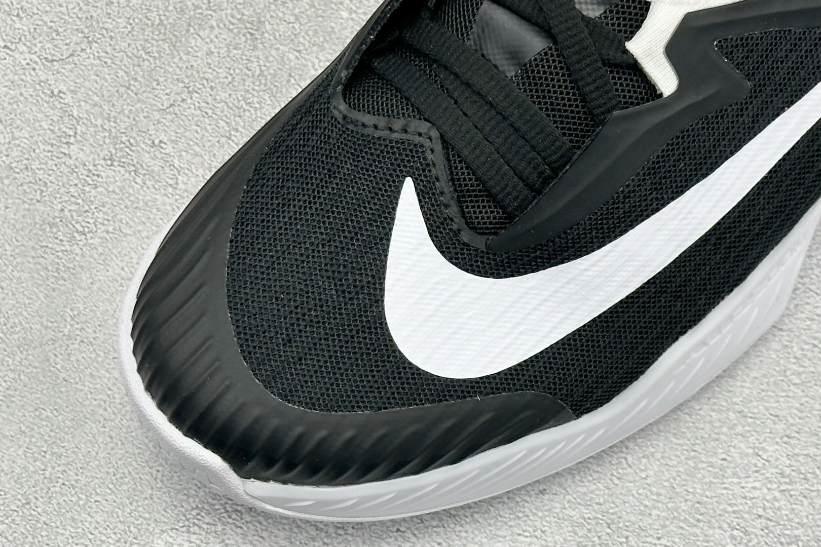 Nike ZOOM VAPOR PRO 3 HC 舒适百搭减震低帮网球鞋 货号：FZ2161-002 尺码：36-45 